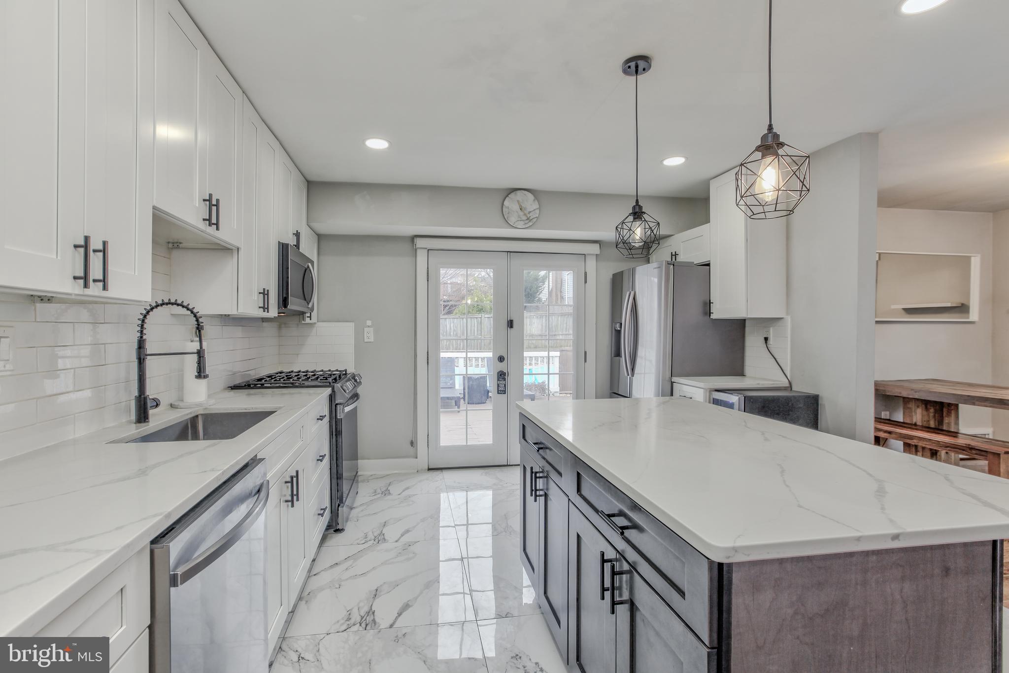 BEL PRE WOODS - Residential