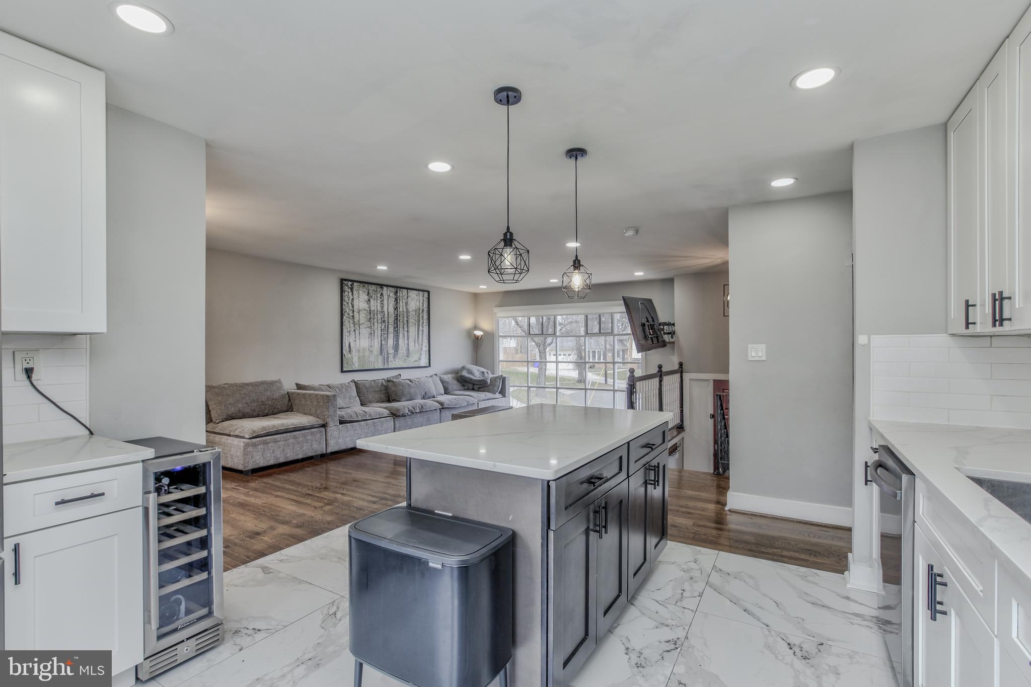 BEL PRE WOODS - Residential