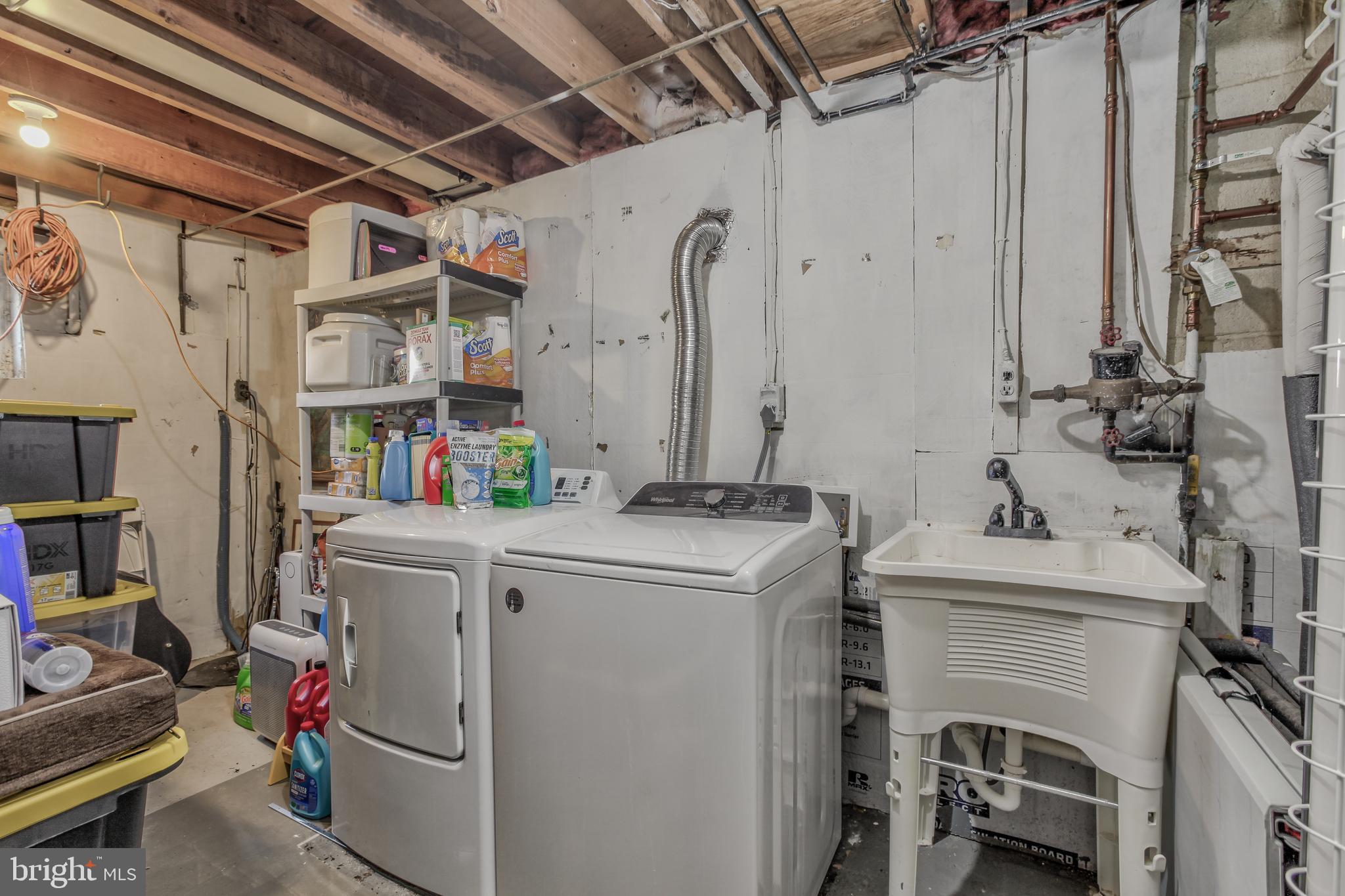 BEL PRE WOODS - Residential