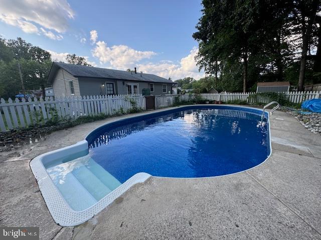 BEL PRE WOODS - Residential