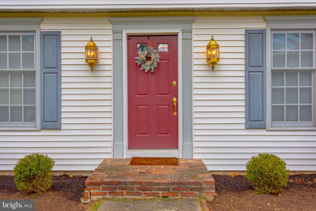 Photo of 21 Woods End Drive, DOYLESTOWN, PA 18902 (MLS # PABU2108922)