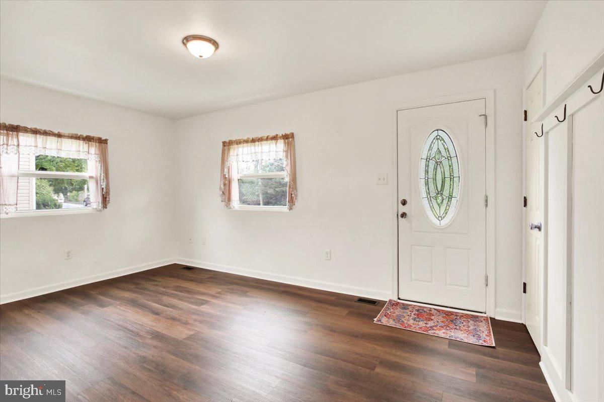 1257 DAUPHIN PLACE