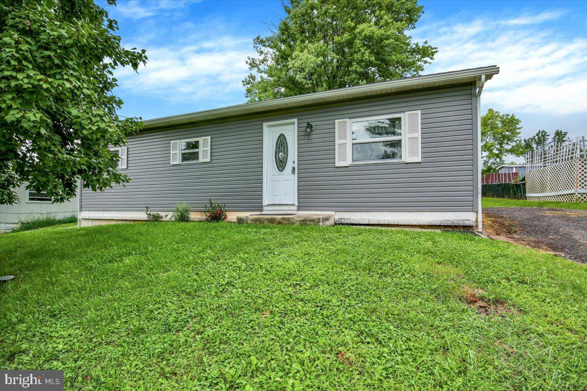 1257 DAUPHIN PLACE