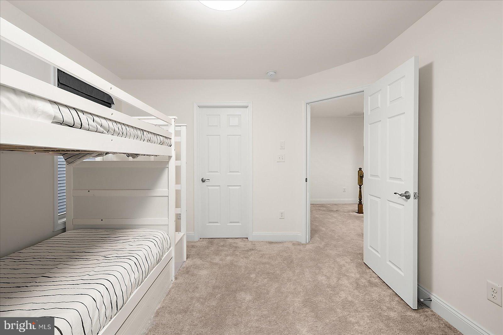 MARLIN CHASE - Residential