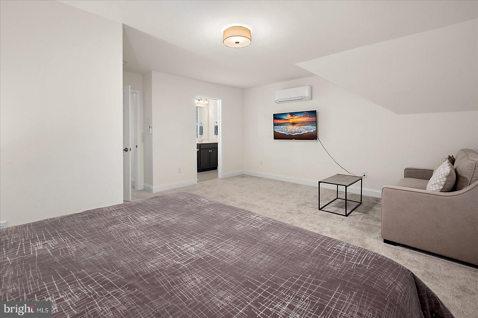 MARLIN CHASE - Residential