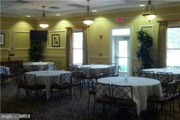 LEE'S PARKE - Residential