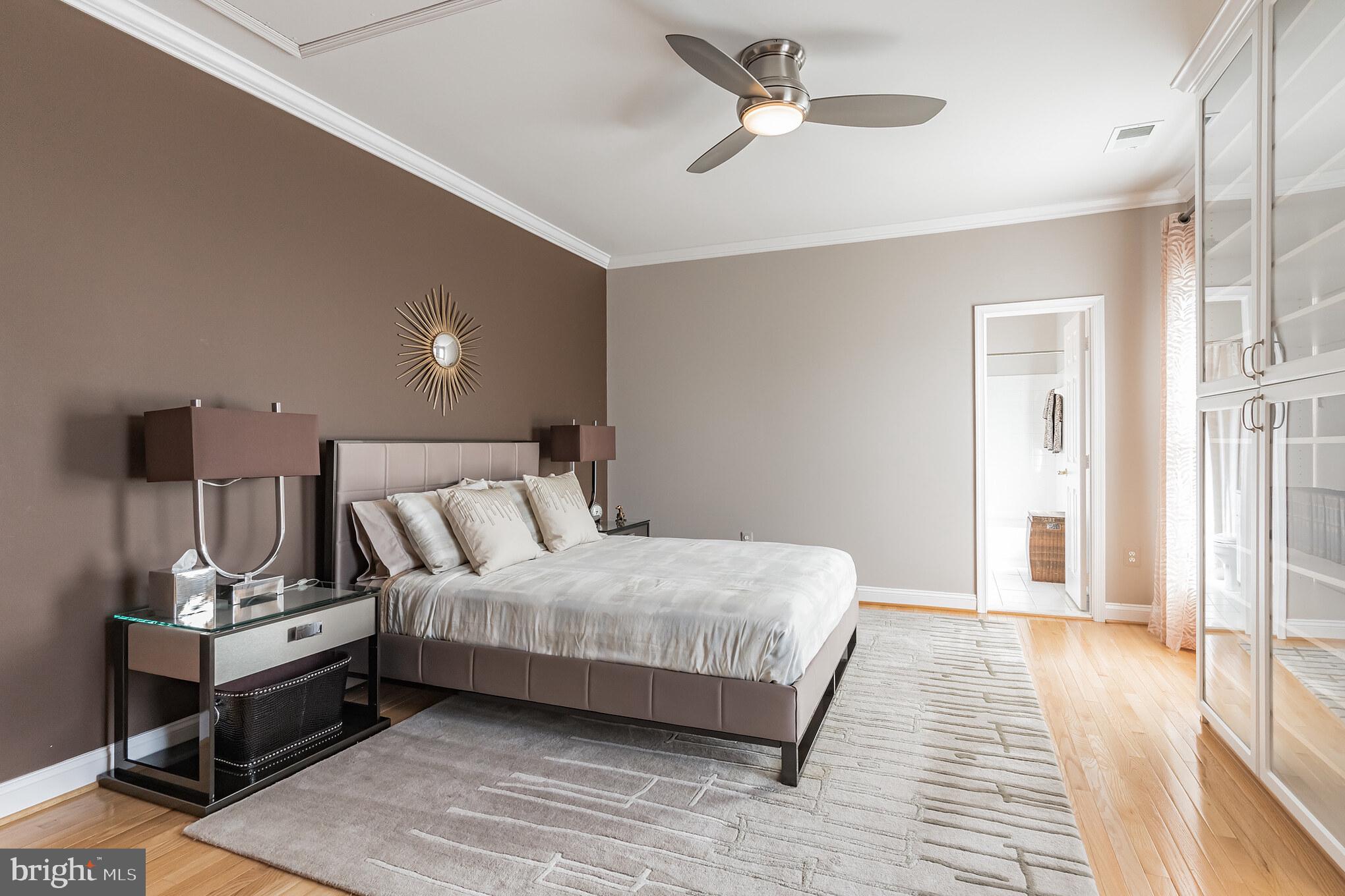 HAMPSHIRE GREENS - Residential