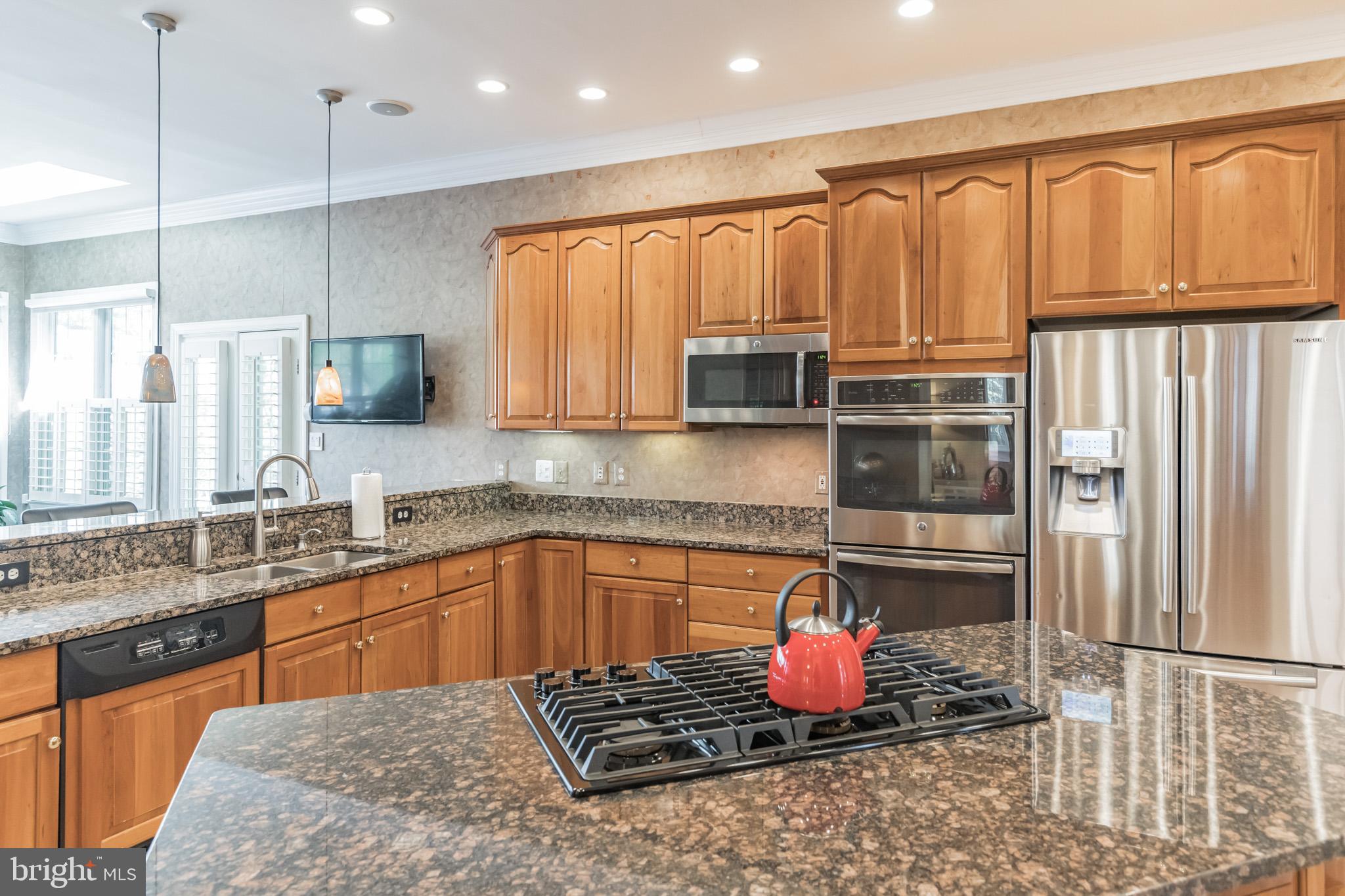 HAMPSHIRE GREENS - Residential