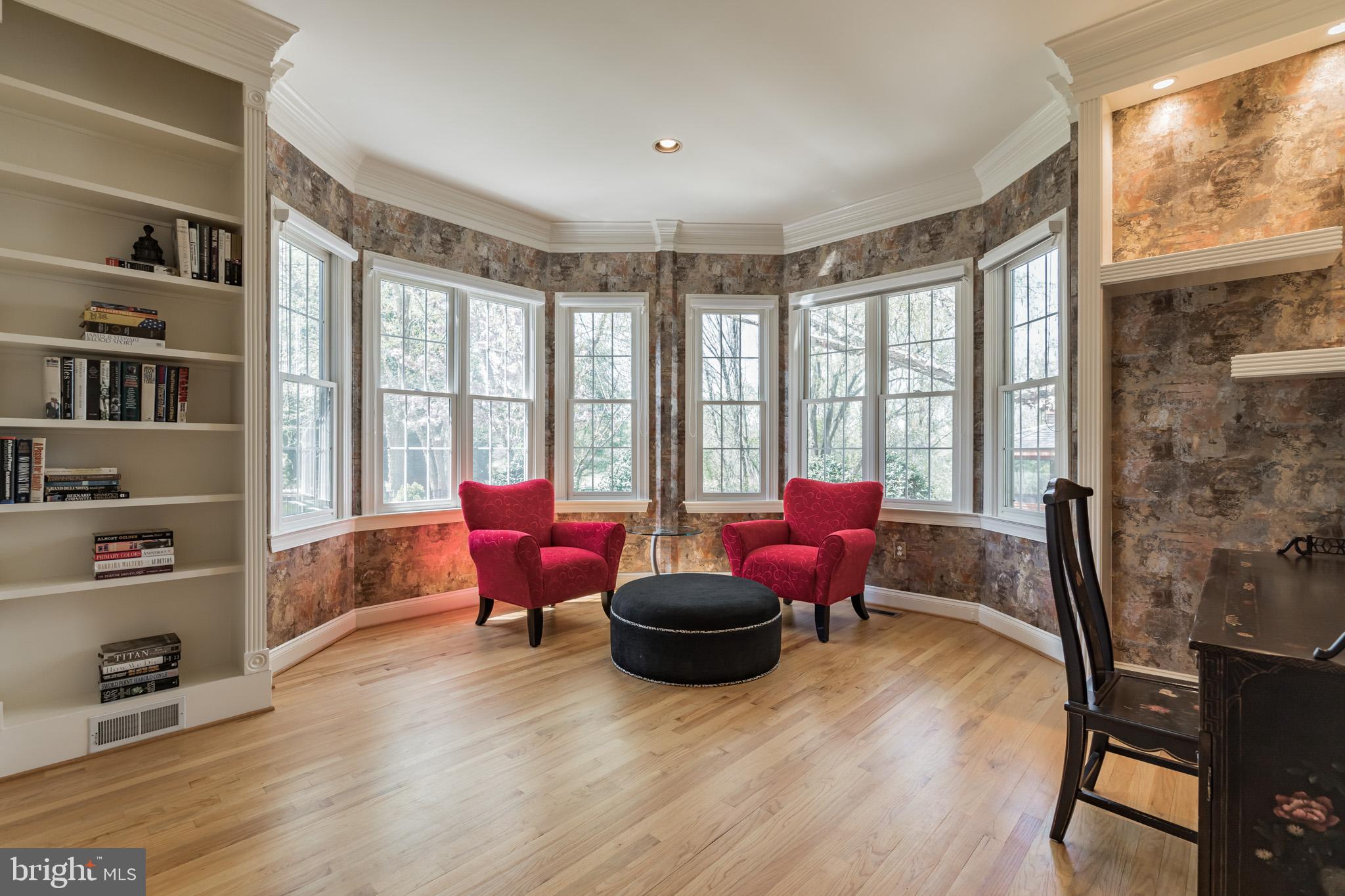 HAMPSHIRE GREENS - Residential