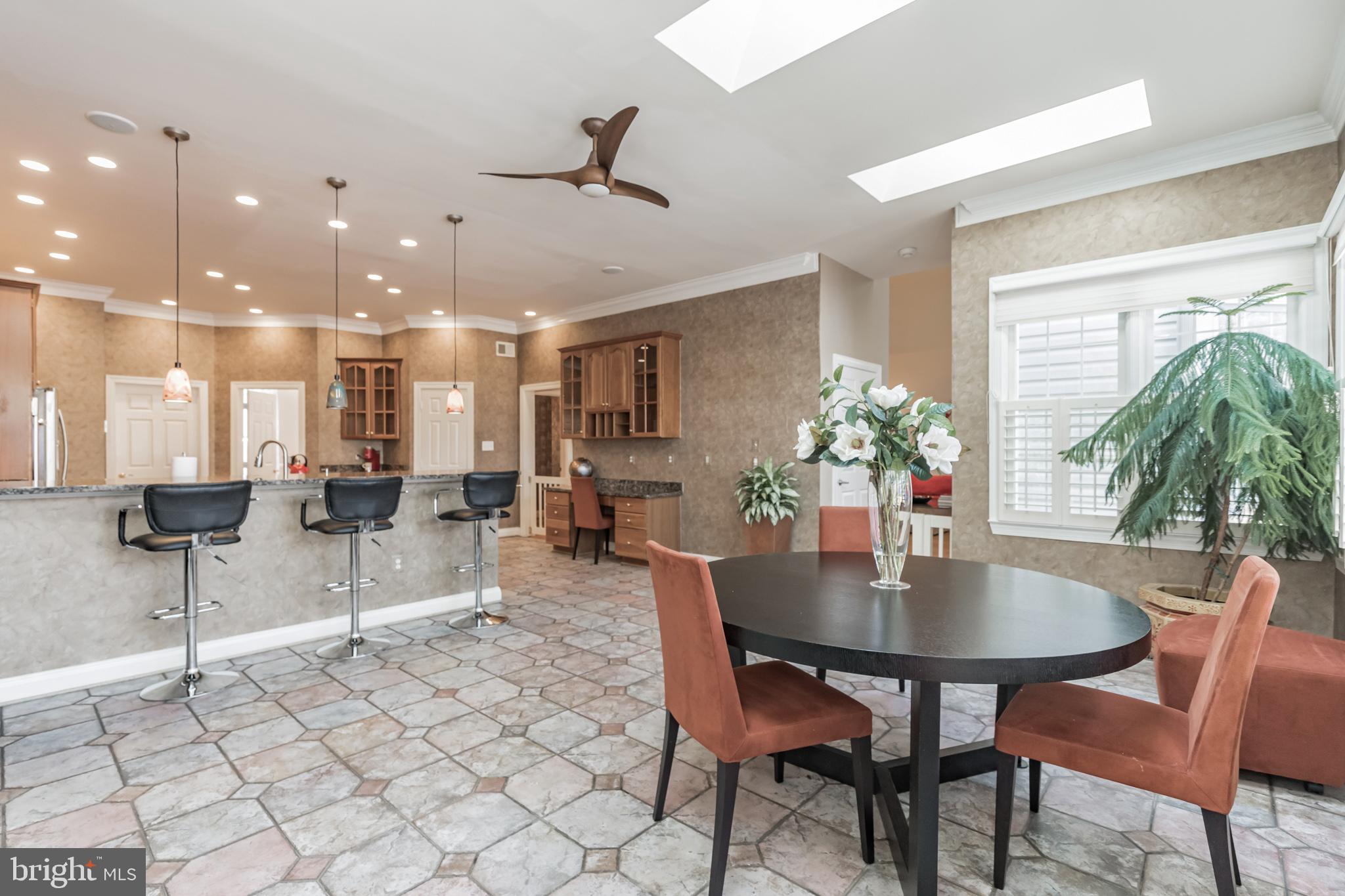 HAMPSHIRE GREENS - Residential