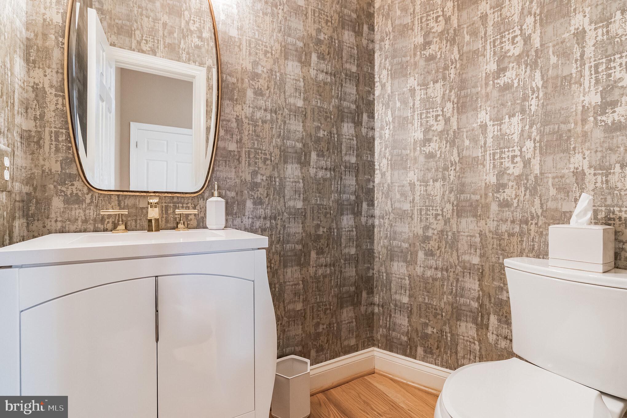 HAMPSHIRE GREENS - Residential