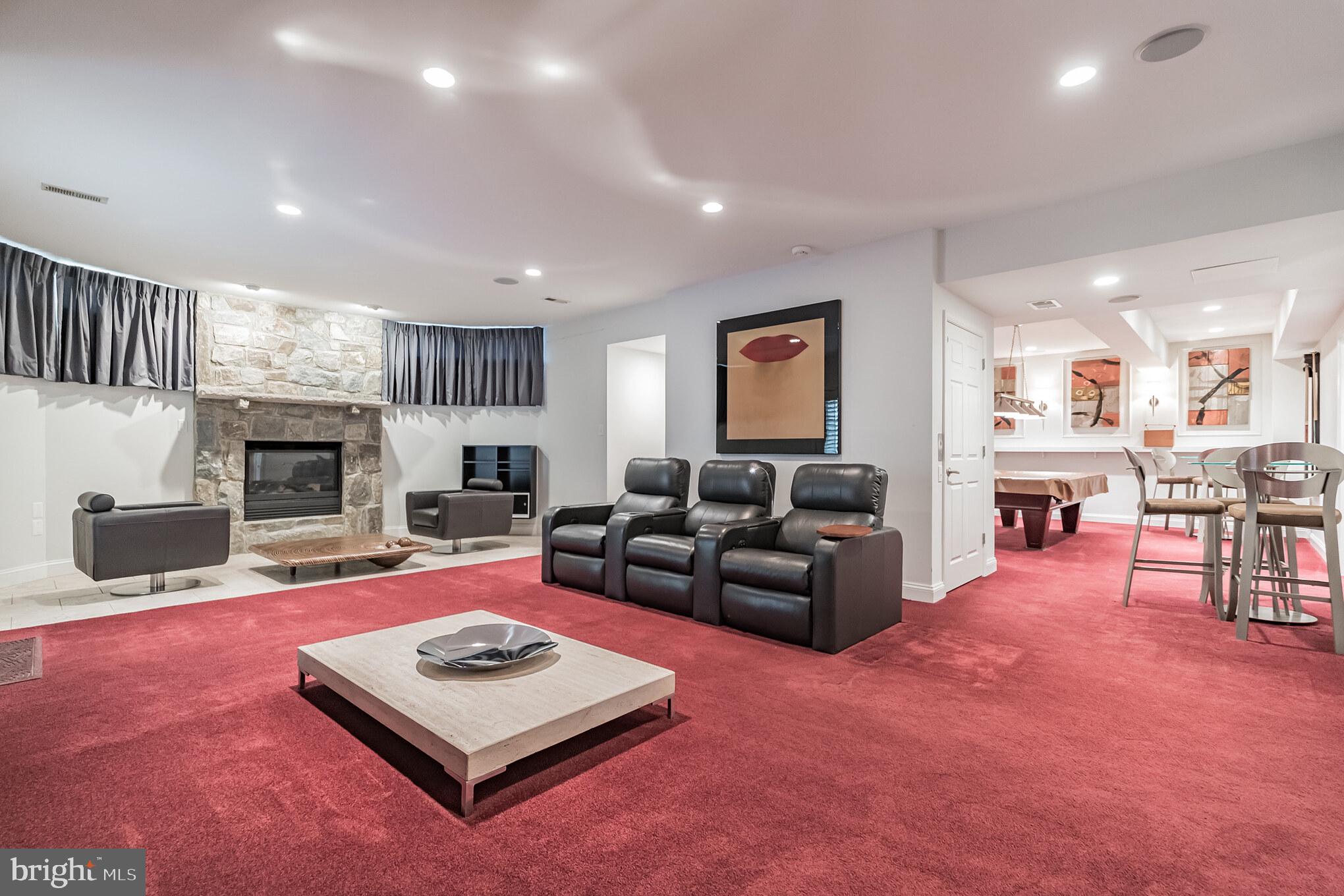 HAMPSHIRE GREENS - Residential