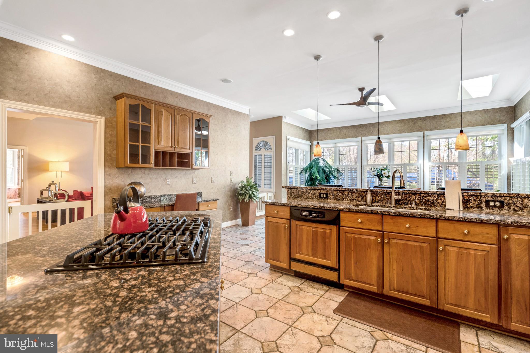 HAMPSHIRE GREENS - Residential