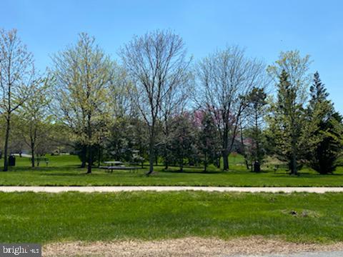 HAMPSHIRE GREENS - Residential