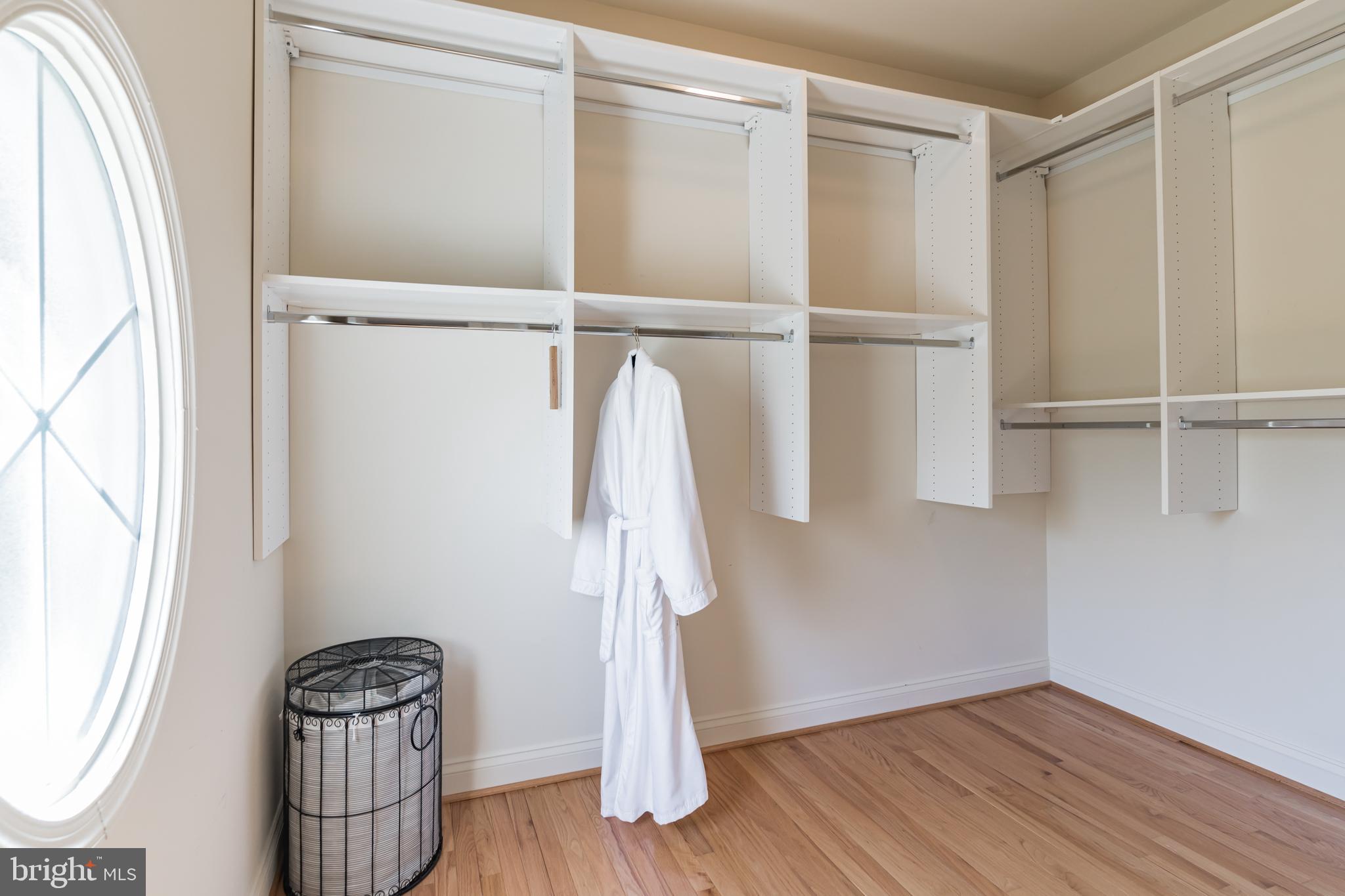 HAMPSHIRE GREENS - Residential