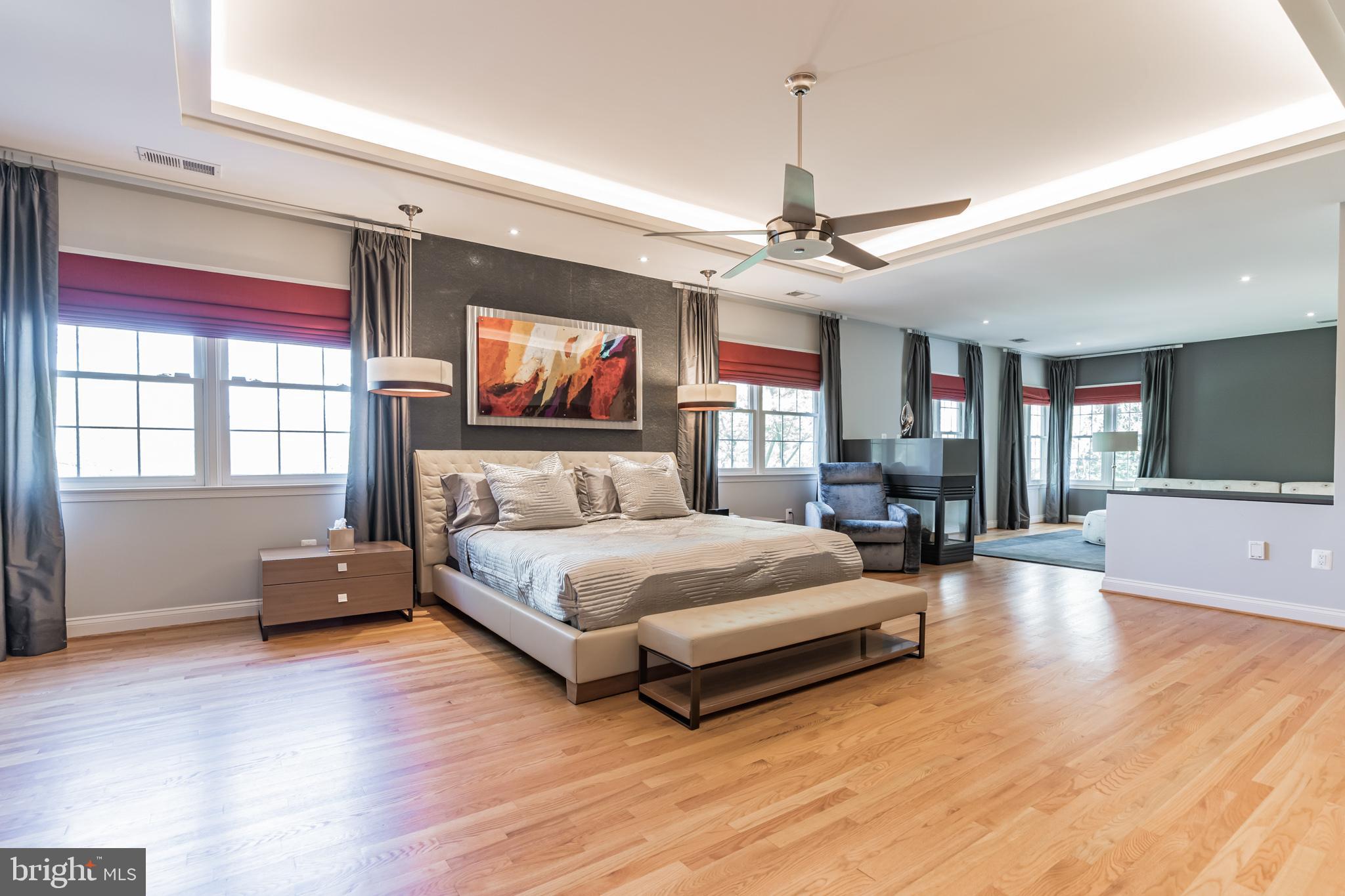 HAMPSHIRE GREENS - Residential