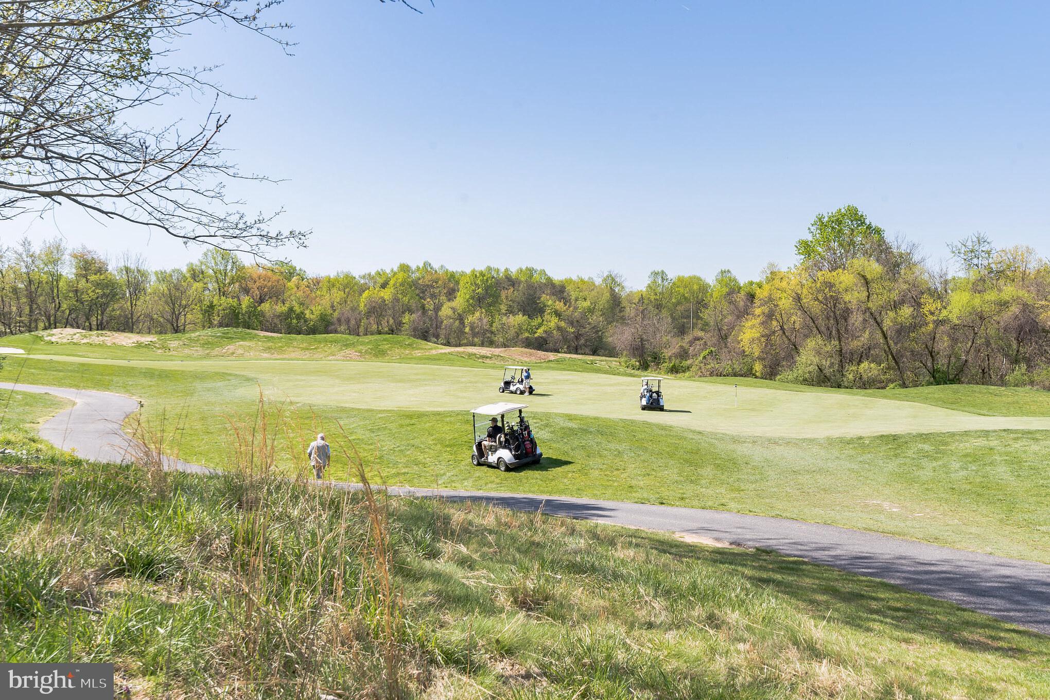 HAMPSHIRE GREENS - Residential