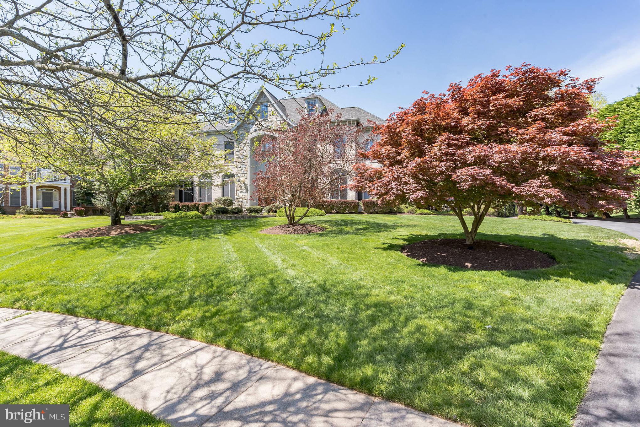 HAMPSHIRE GREENS - Residential