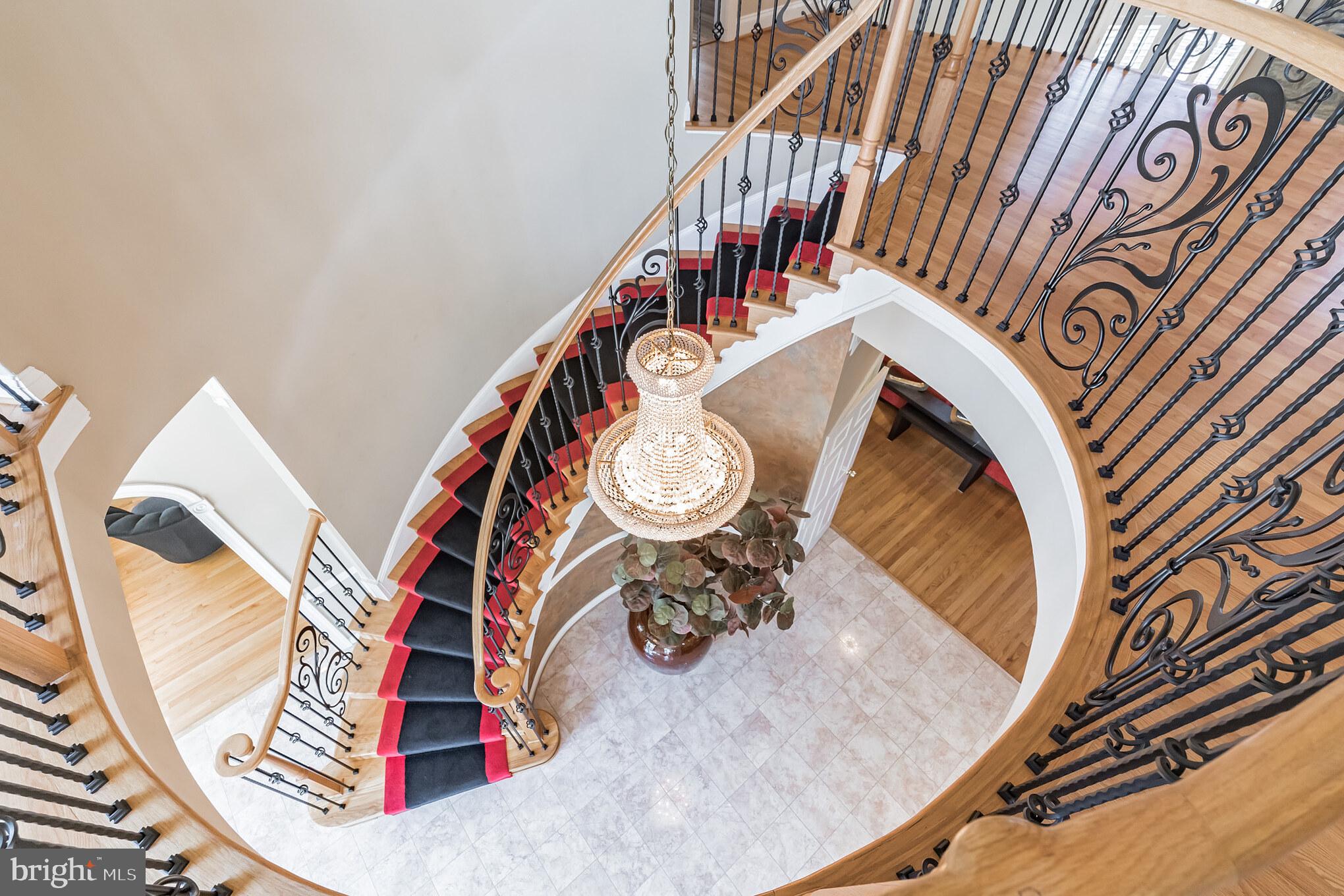 HAMPSHIRE GREENS - Residential