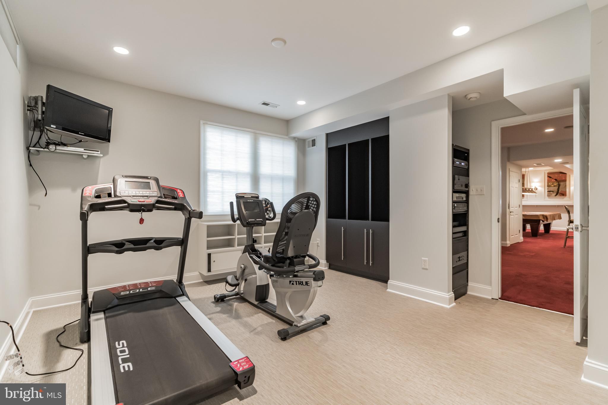 HAMPSHIRE GREENS - Residential