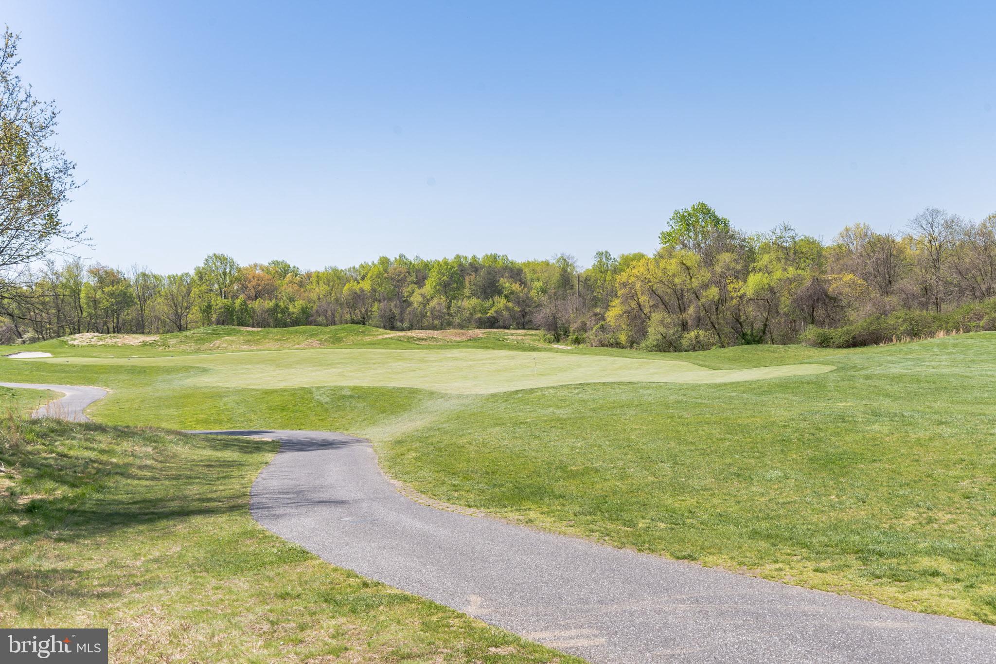 HAMPSHIRE GREENS - Residential