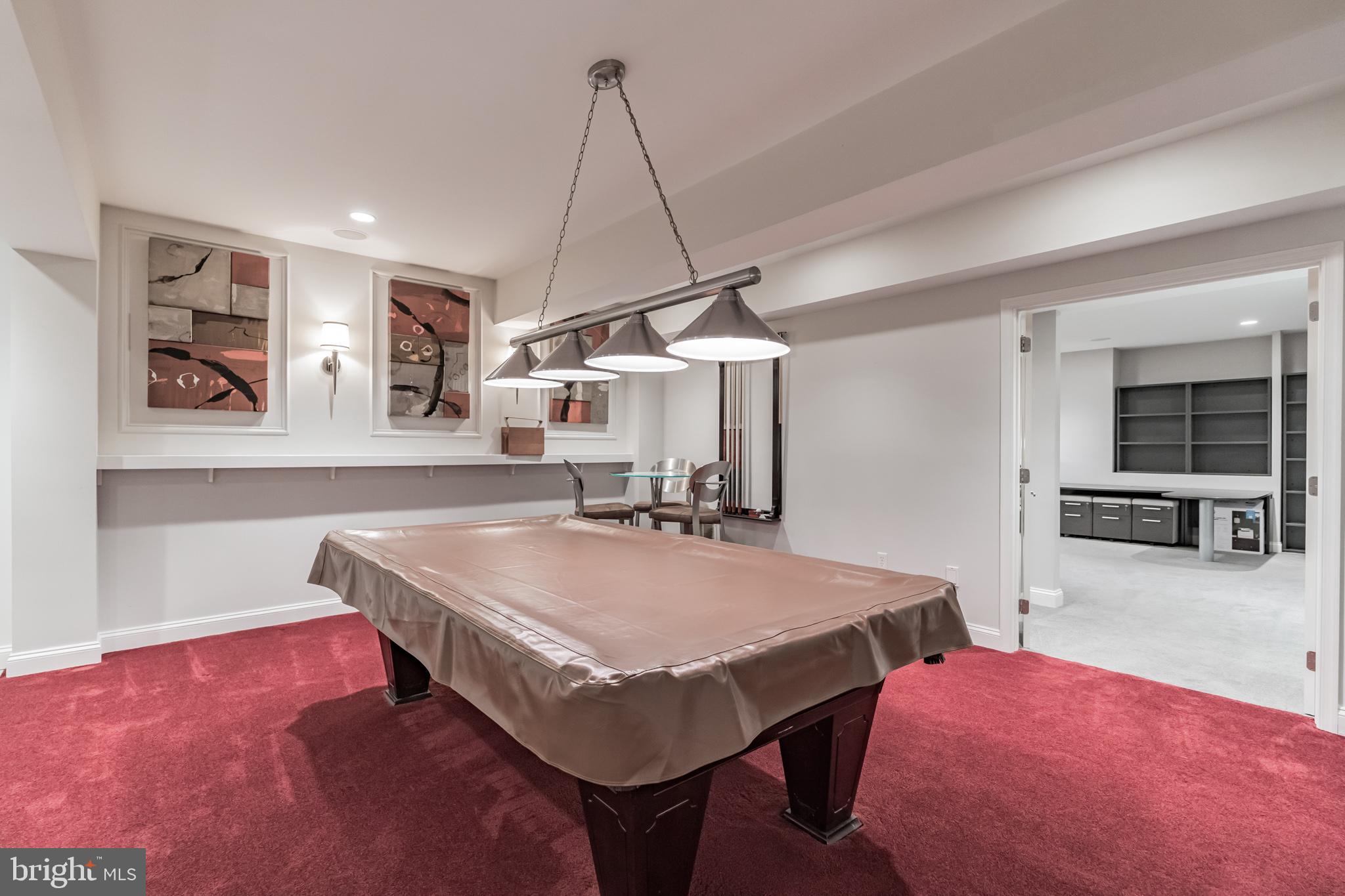 HAMPSHIRE GREENS - Residential