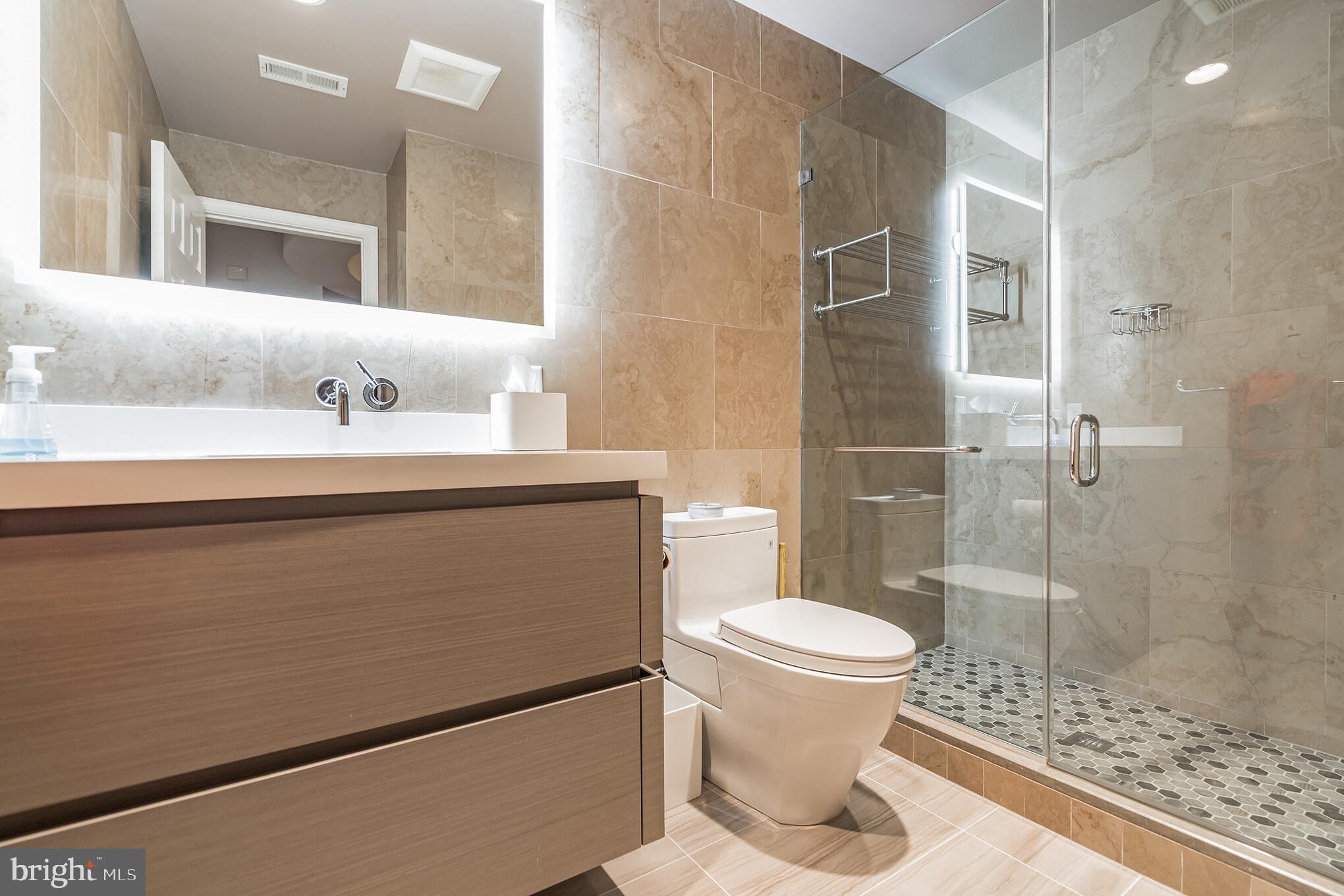 HAMPSHIRE GREENS - Residential