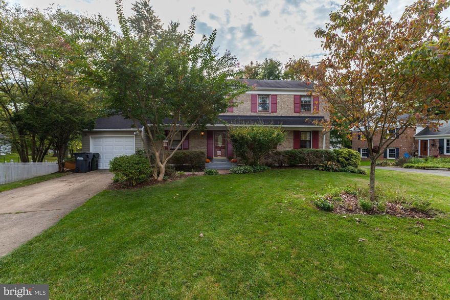 Huge Price Drop. Amazing 4Bdr/3.5 Ba home on the fantastic nearly 1/2 acre Cul-De-Sac lot in a Woodson HS distr. You will fall in love with incredibly spacious layout, remodeled ktch with SS appl, granite countertops, marble tiles and beautiful backyard. New hardwd flrs, Heat Pump, A/C unit, water heater, New paved patio and siding. Quick access to I495, NVCC, INOVA,Pentagon by bus. Top Schls.