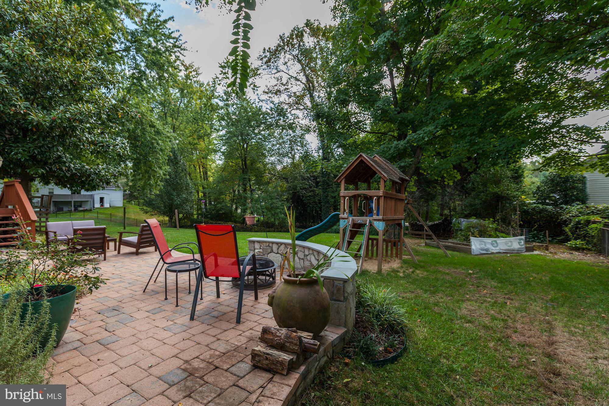 WAKEFIELD CHAPEL WOODS - Residential