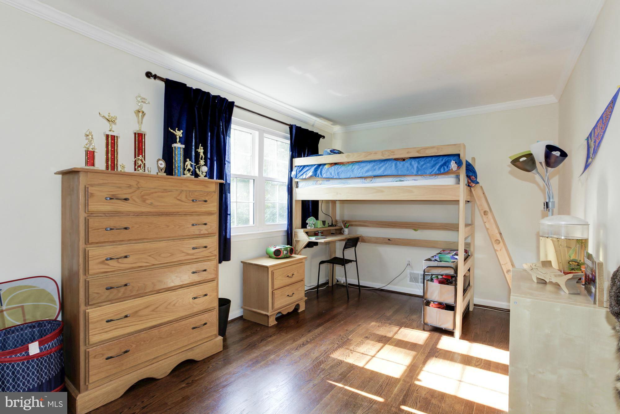 WAKEFIELD CHAPEL WOODS - Residential