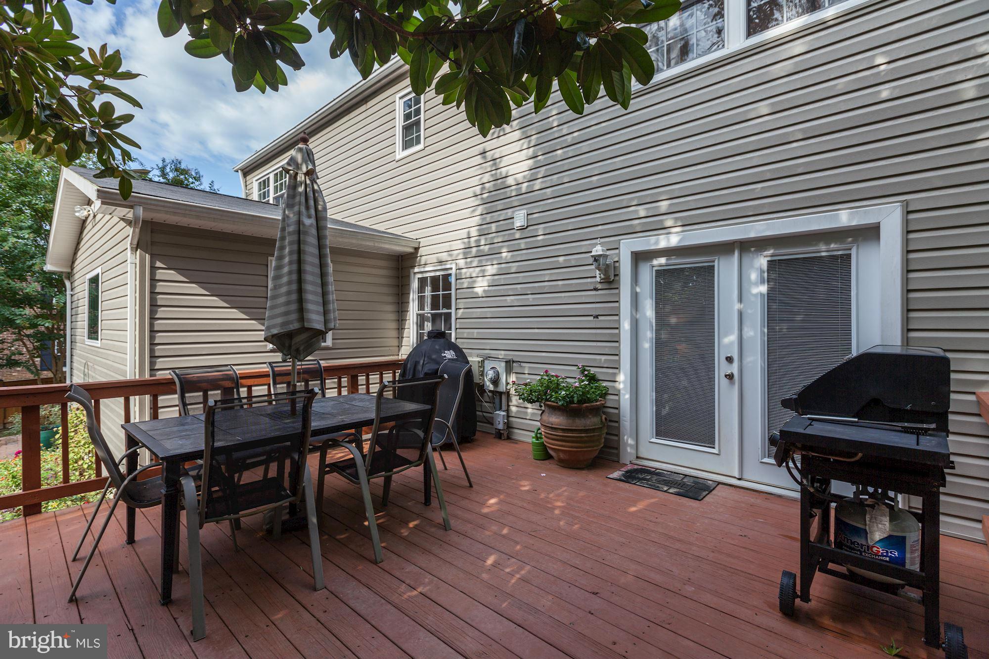 WAKEFIELD CHAPEL WOODS - Residential