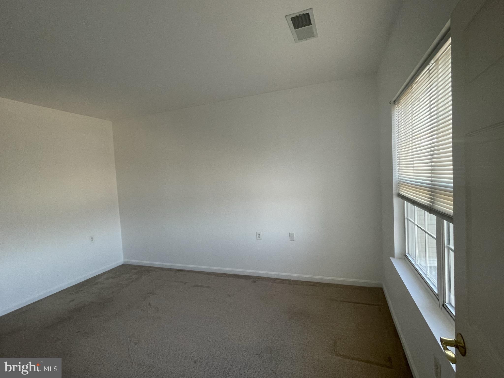 CAMERON GROVE - Residential