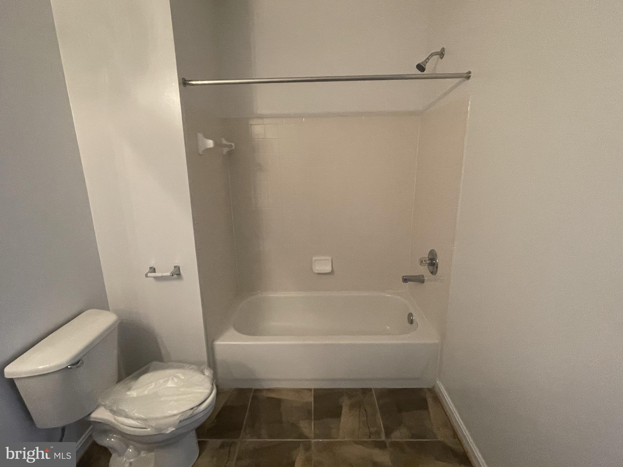 CAMERON GROVE - Residential