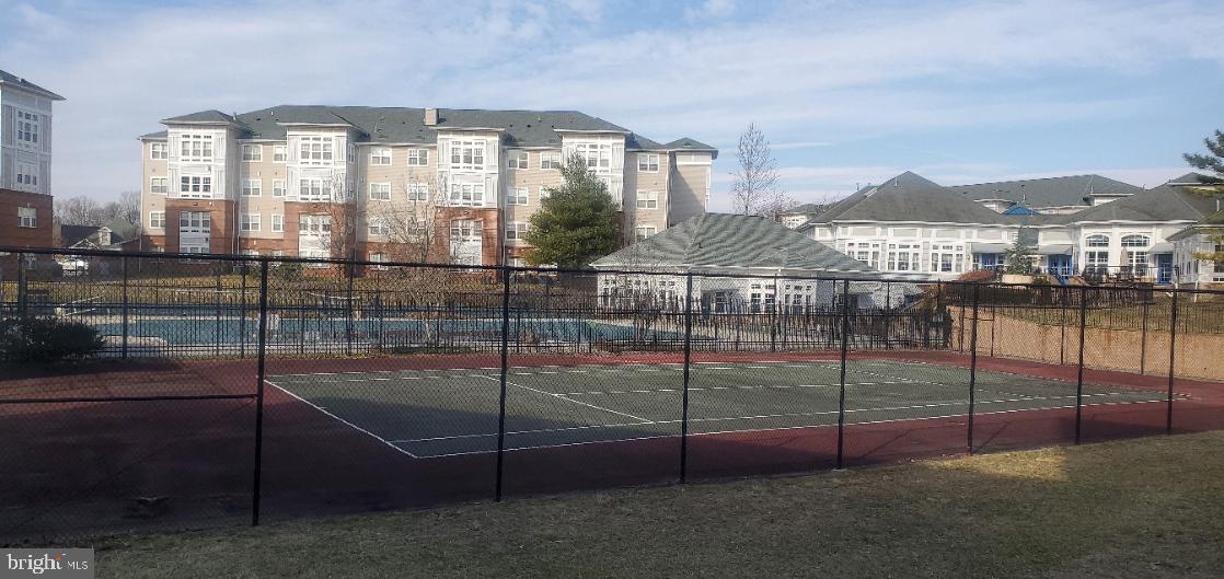 CAMERON GROVE - Residential