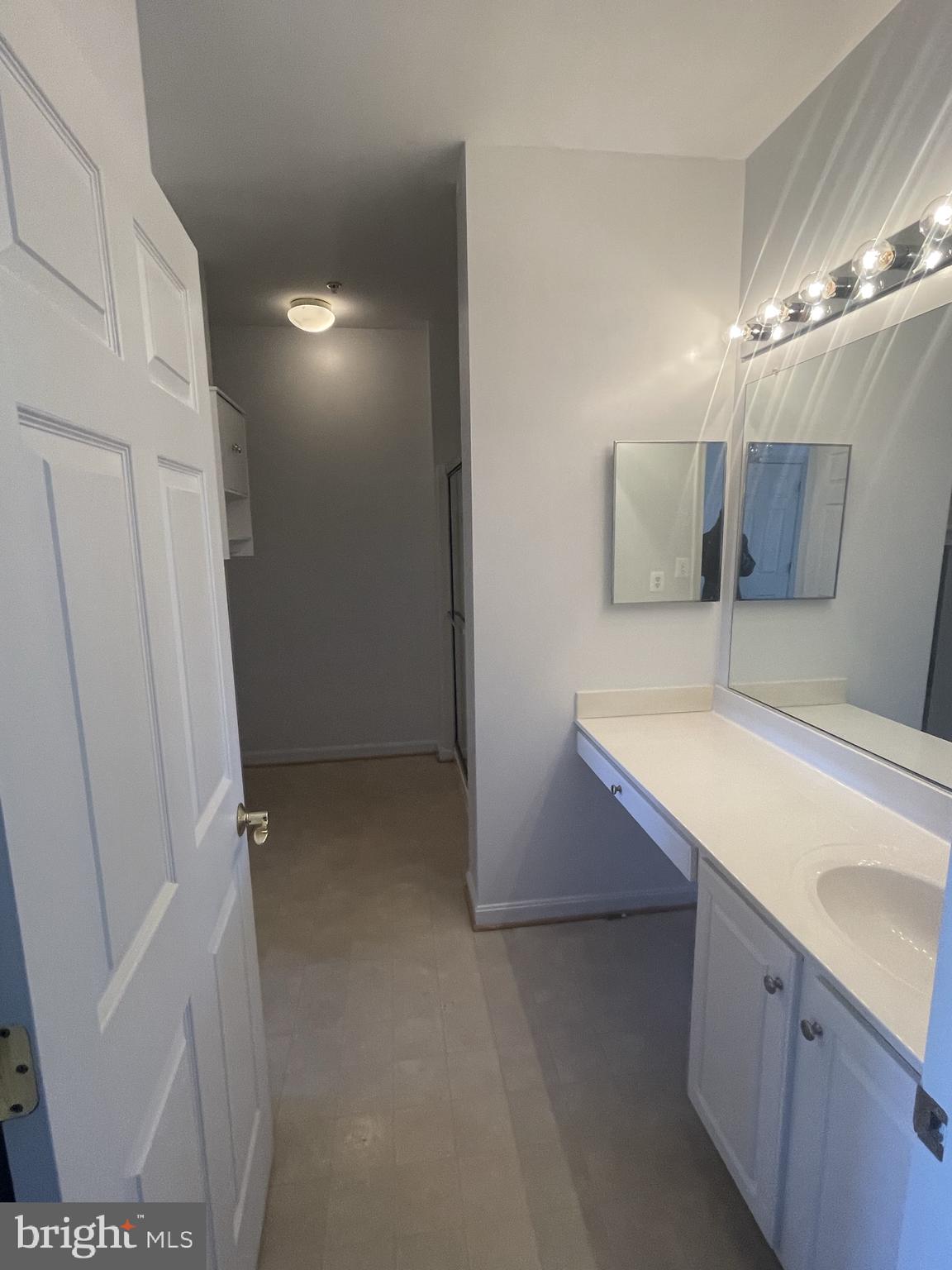 CAMERON GROVE - Residential