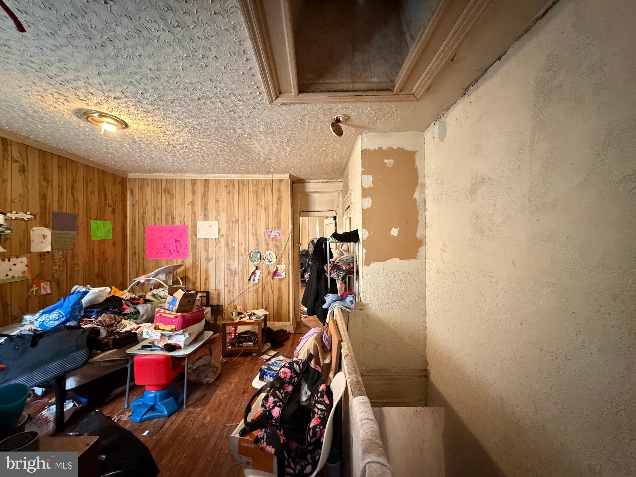 HARWOOD - Residential