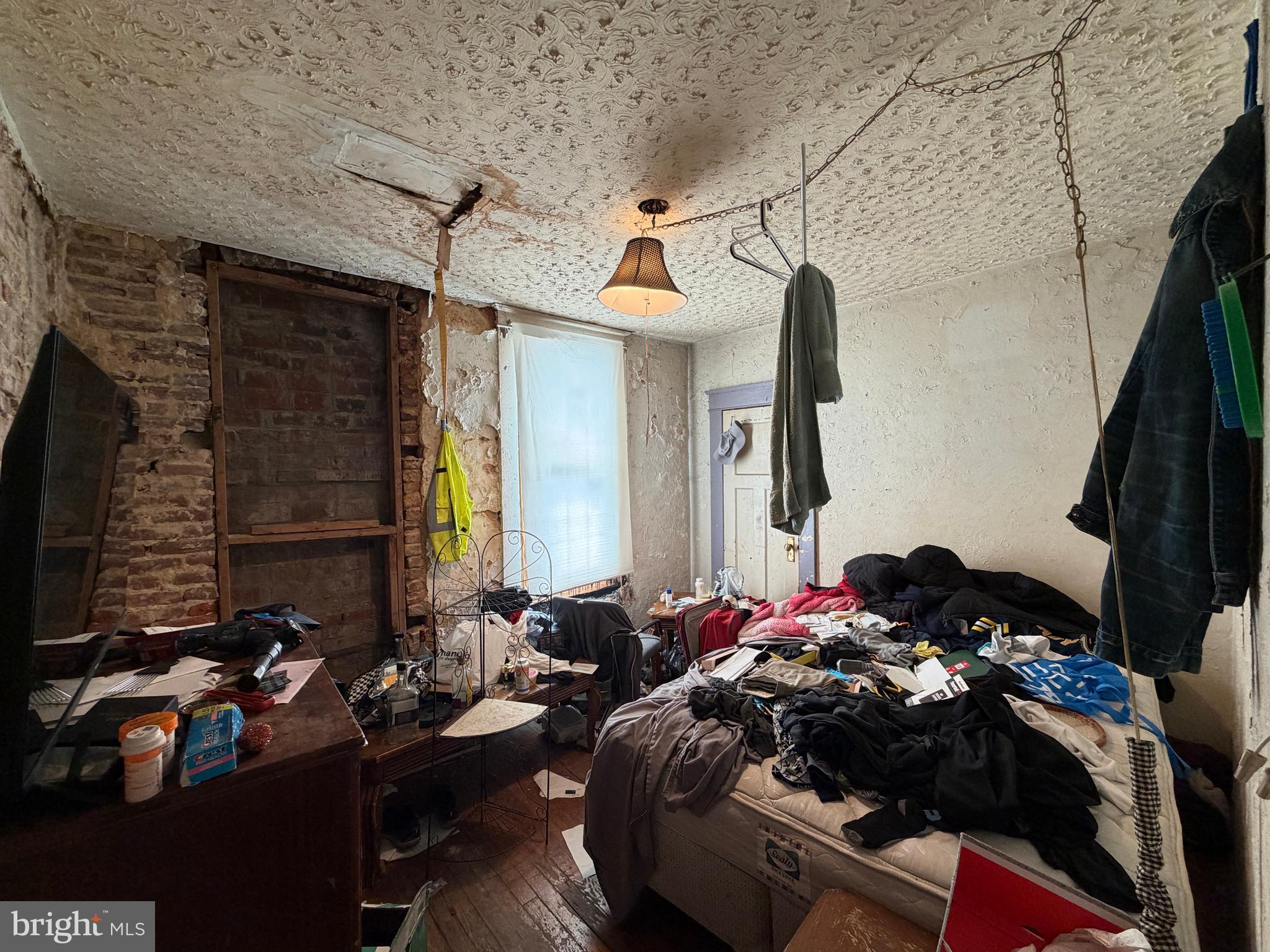 HARWOOD - Residential