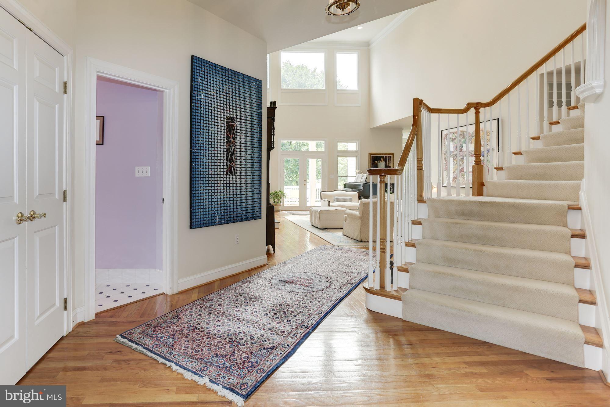 POTOMAC OUTSIDE - Residential