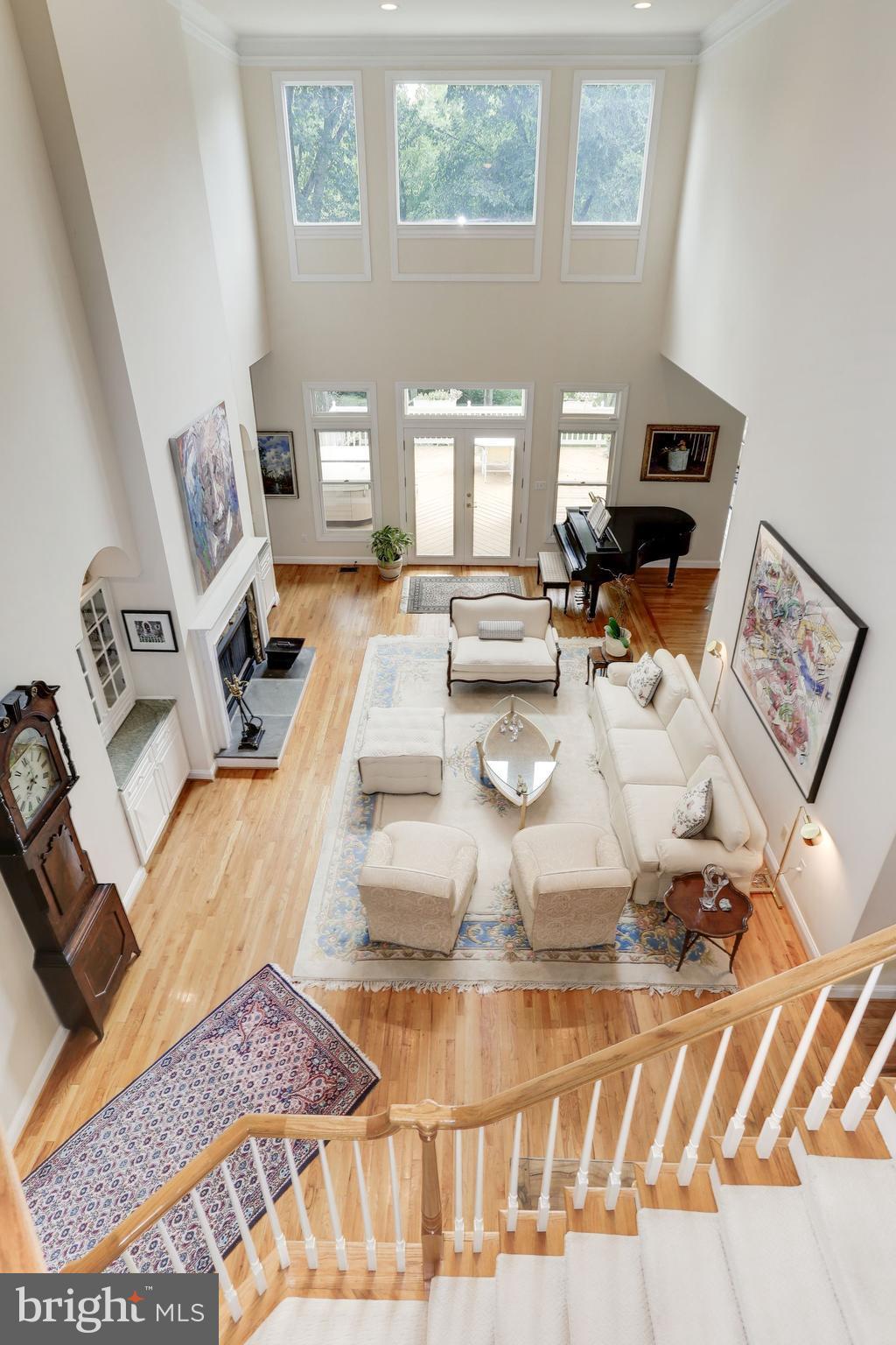 POTOMAC OUTSIDE - Residential