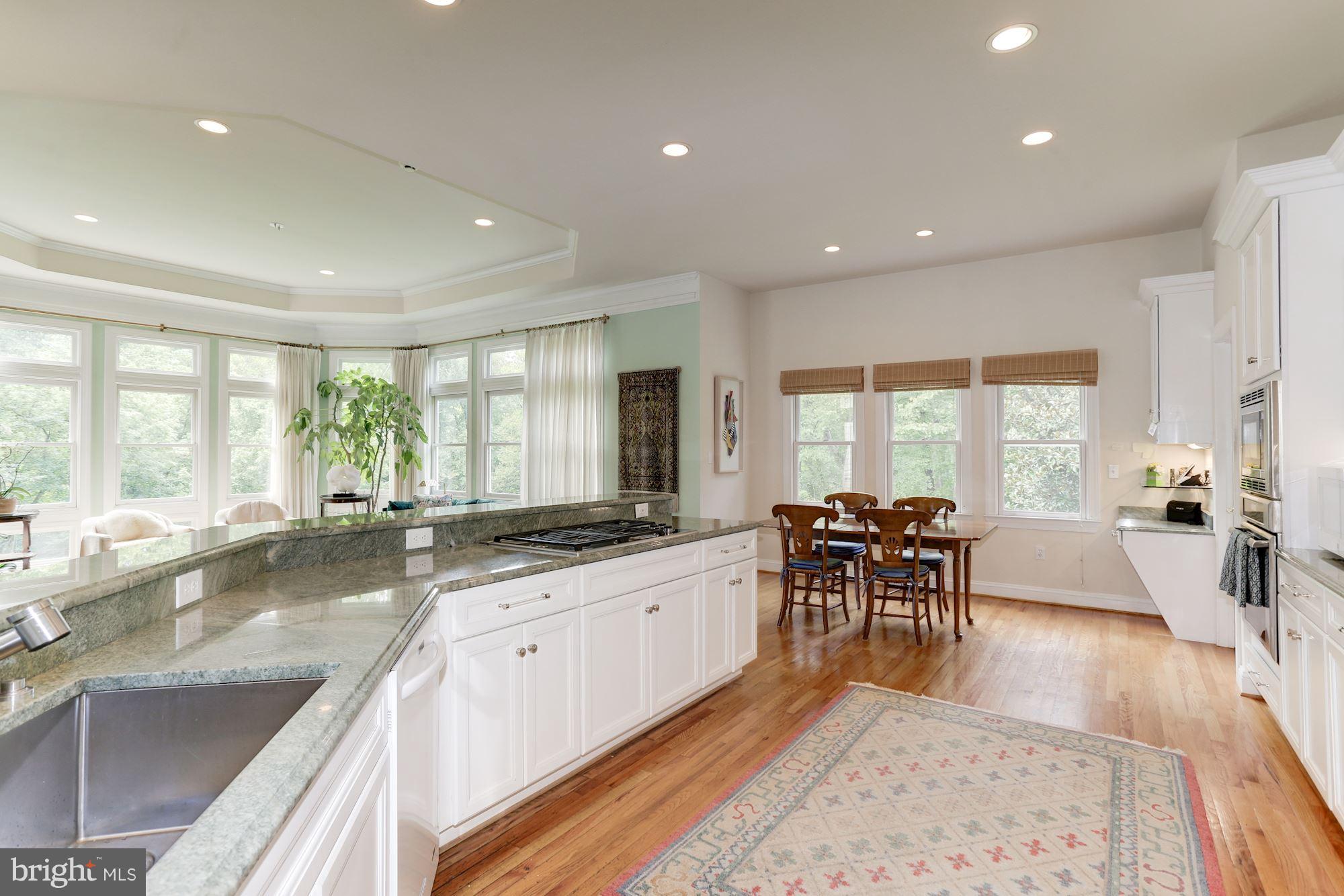 POTOMAC OUTSIDE - Residential