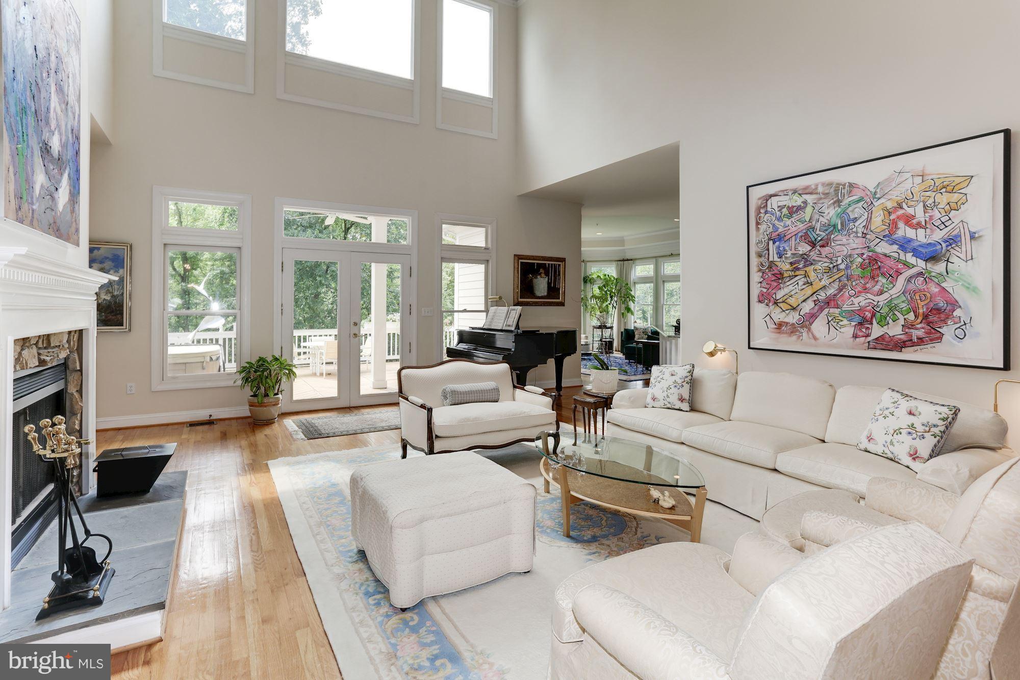 POTOMAC OUTSIDE - Residential