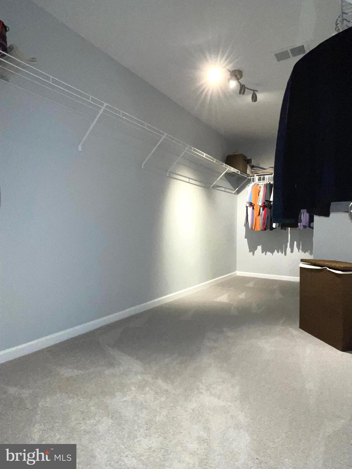 SPRUCE HILL ESTATES - Residential