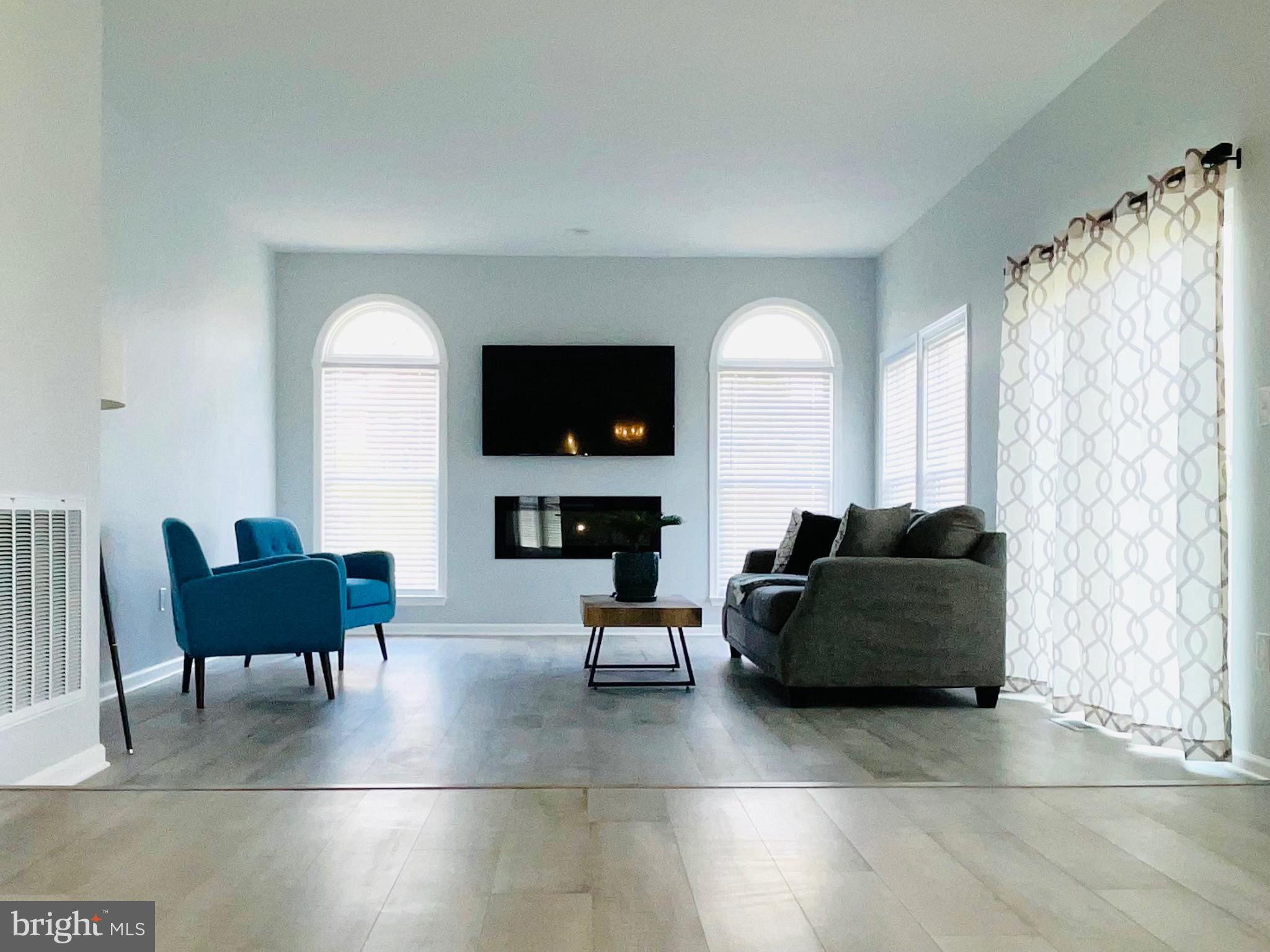 SPRUCE HILL ESTATES - Residential