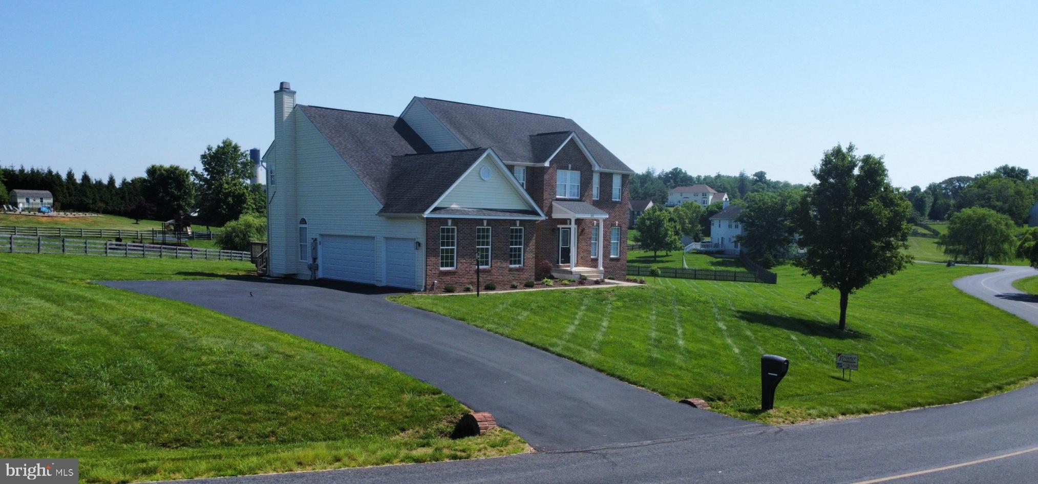 SPRUCE HILL ESTATES - Residential