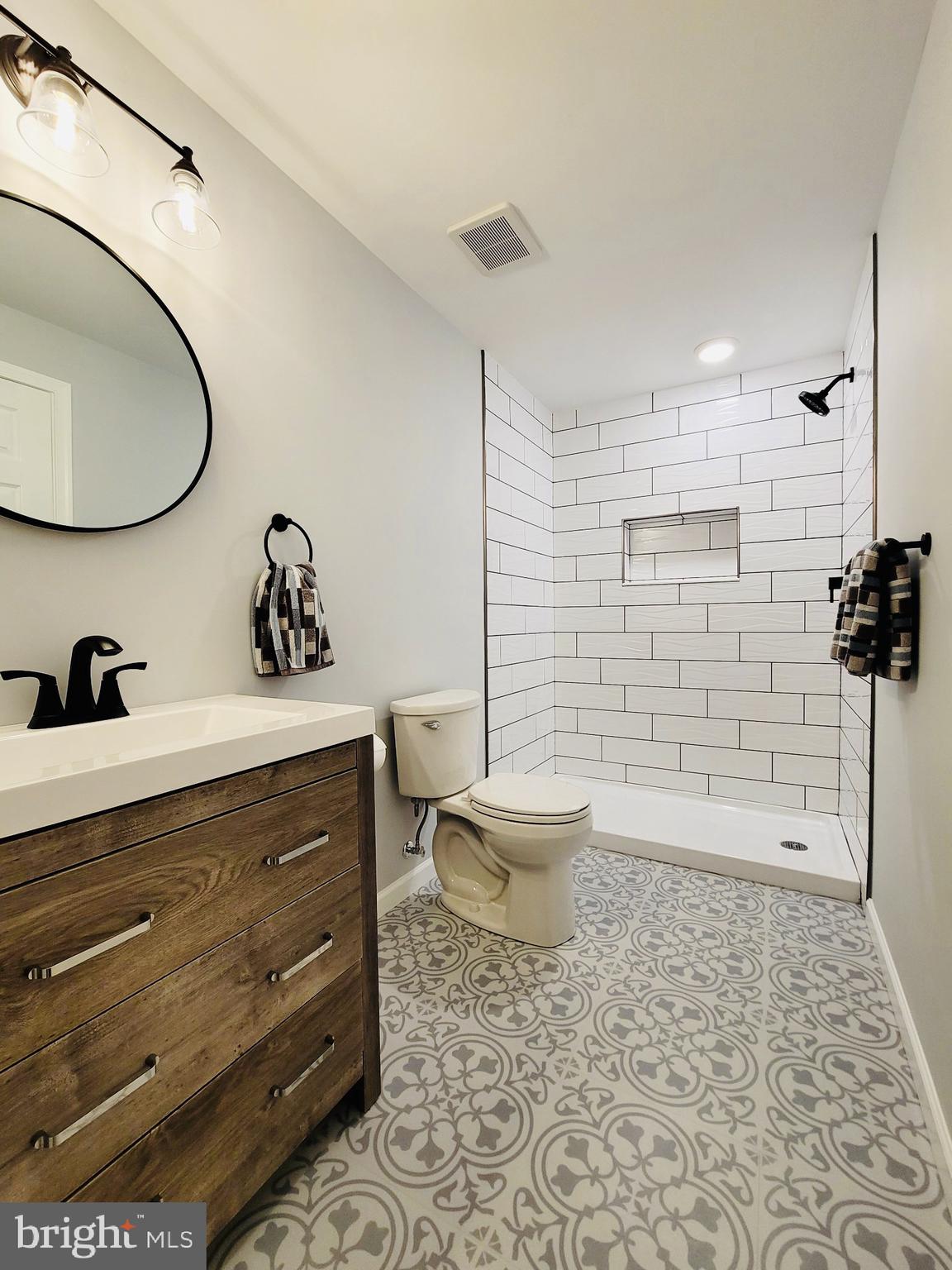 SPRUCE HILL ESTATES - Residential