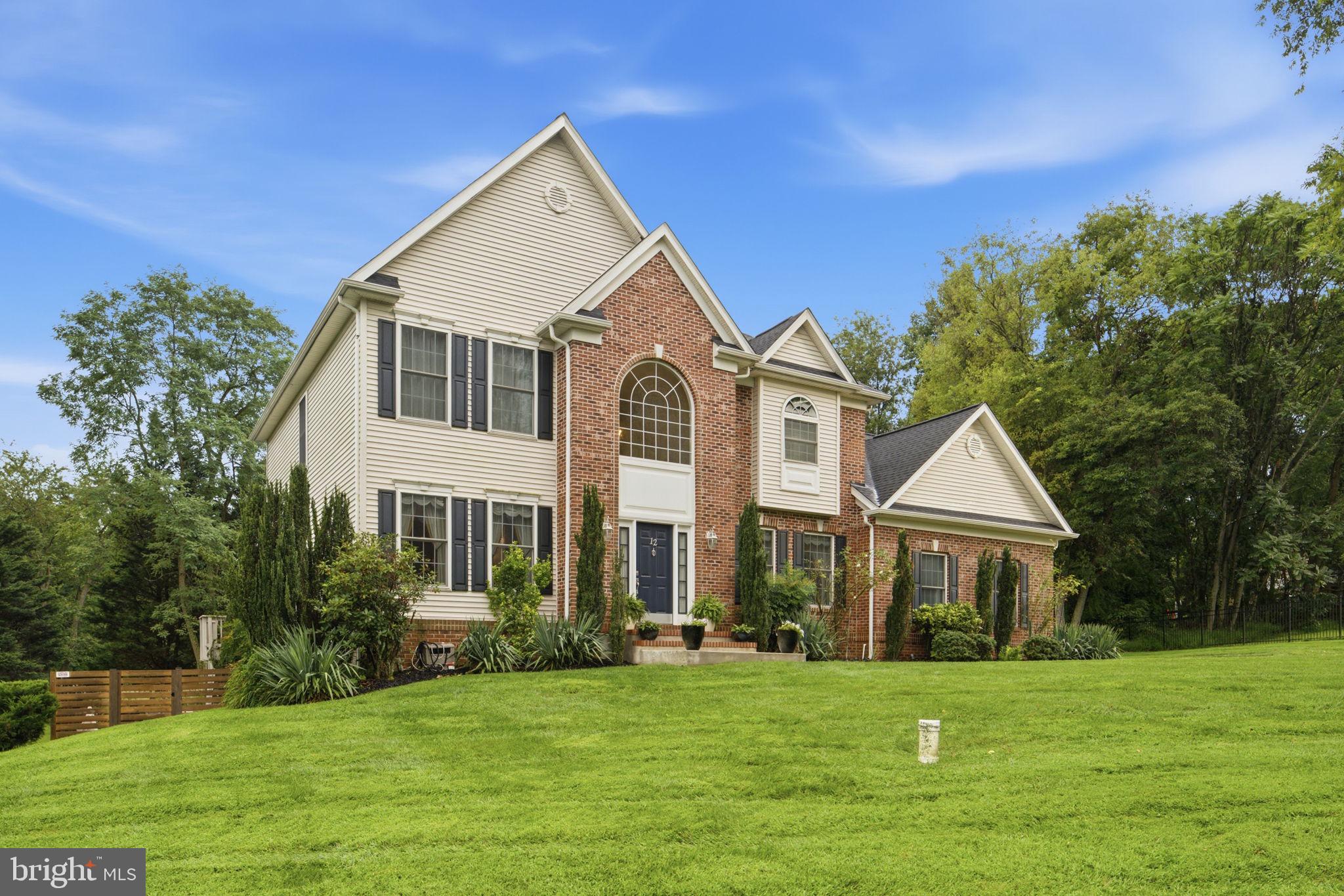 12 DELTA COURT