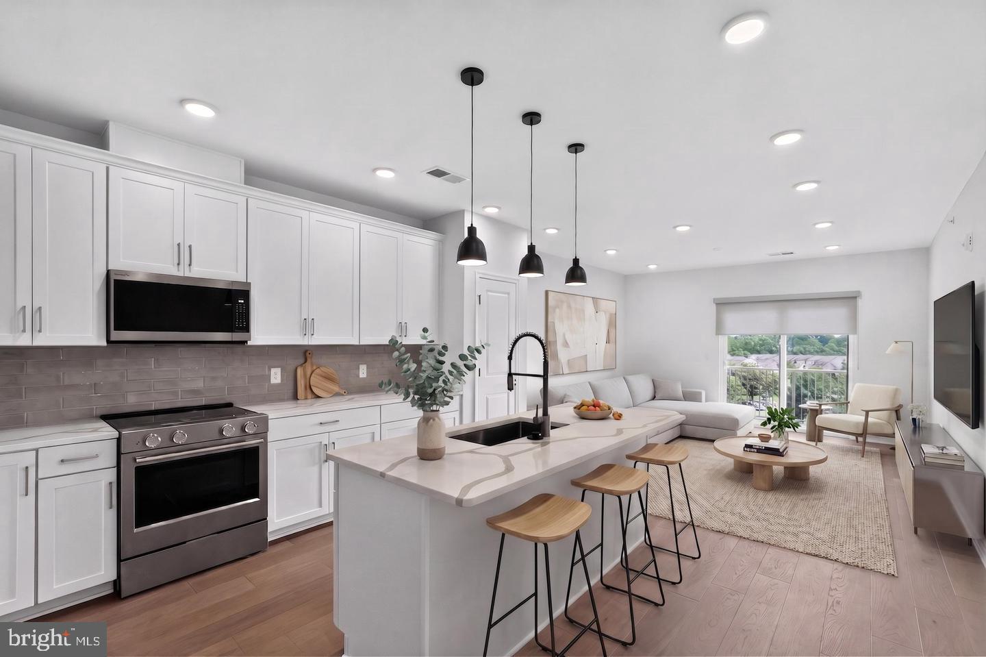 431 WASHINGTON STREET 2109 JADWIN