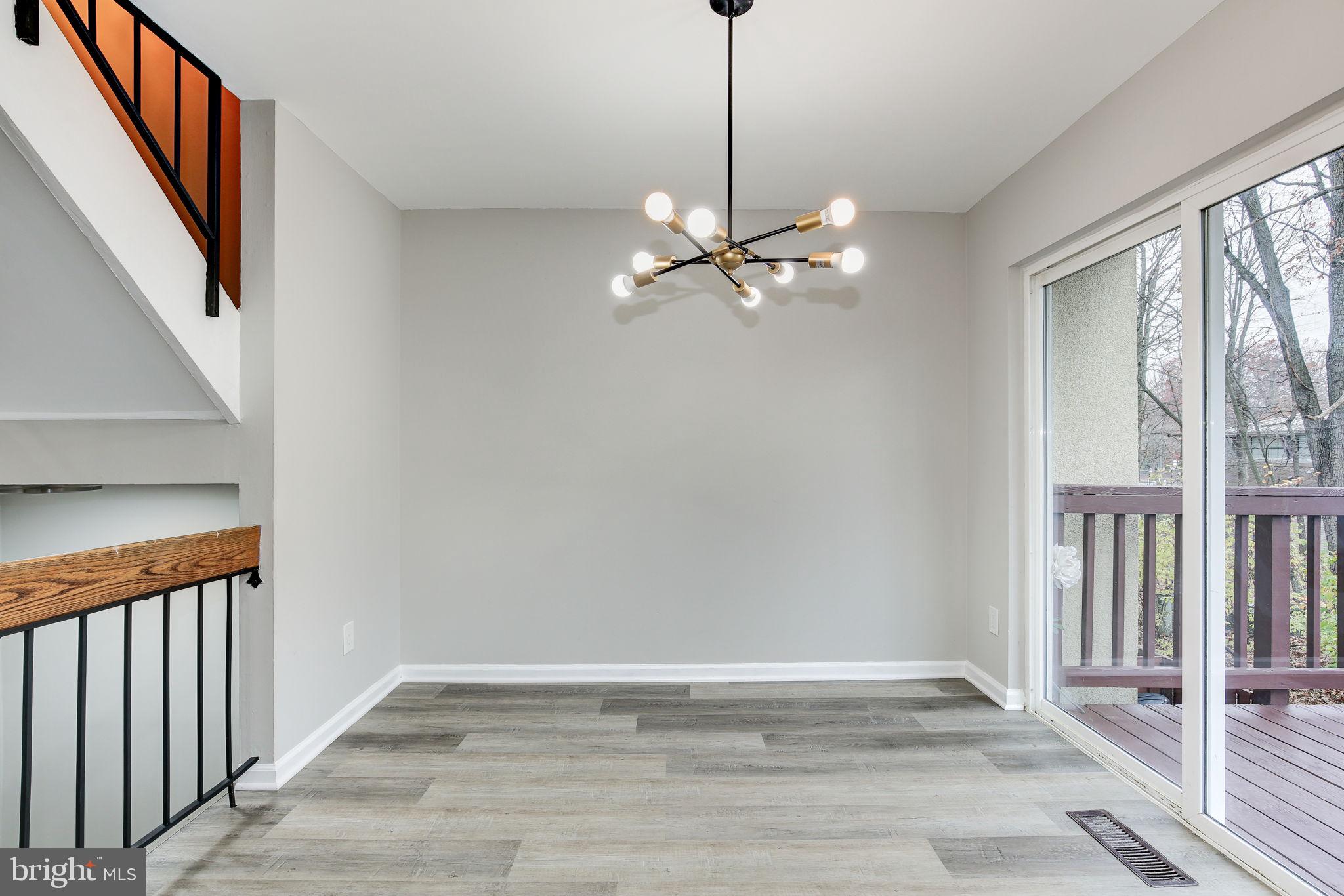 RESTON - Residential