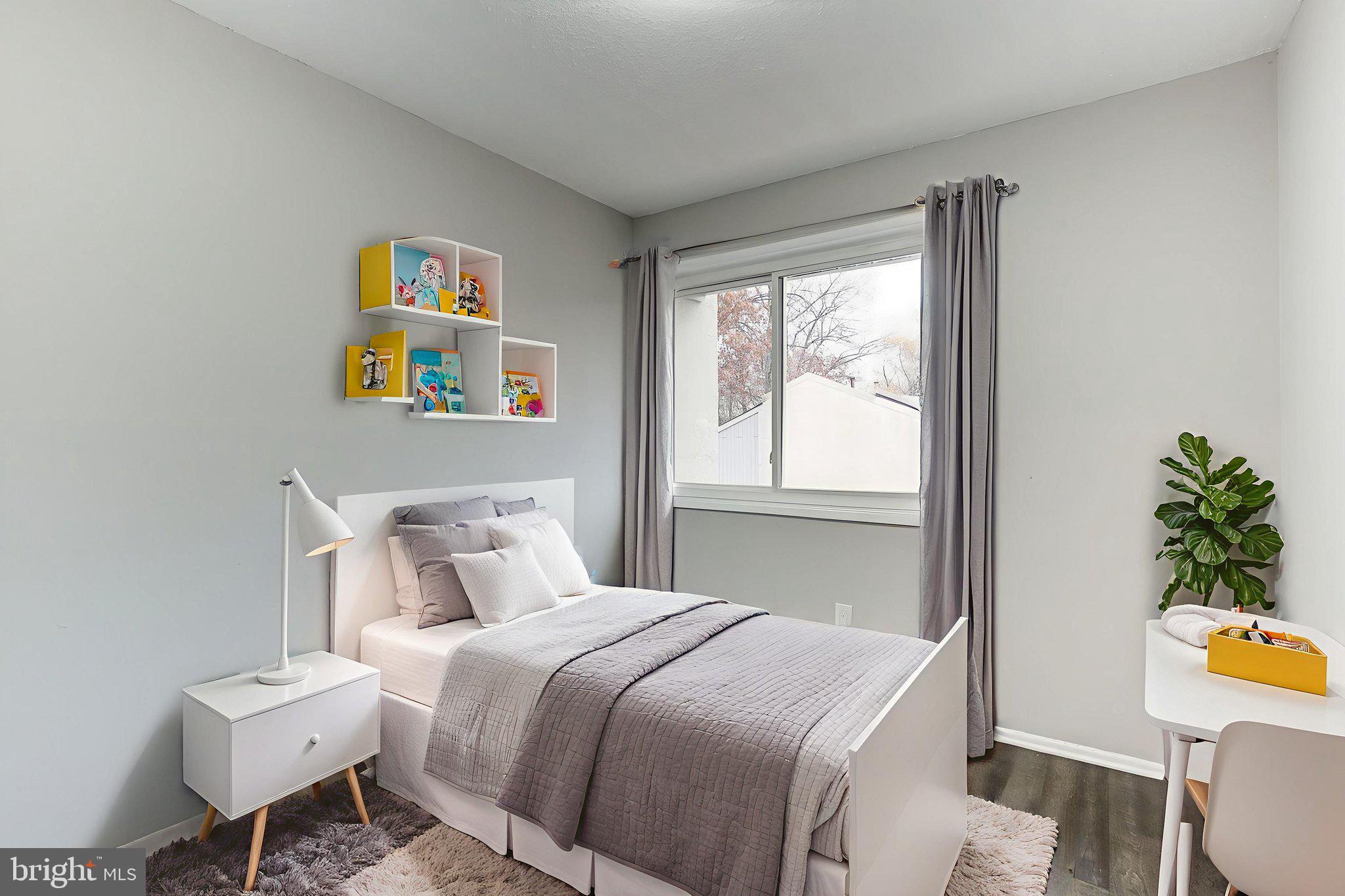 RESTON - Residential