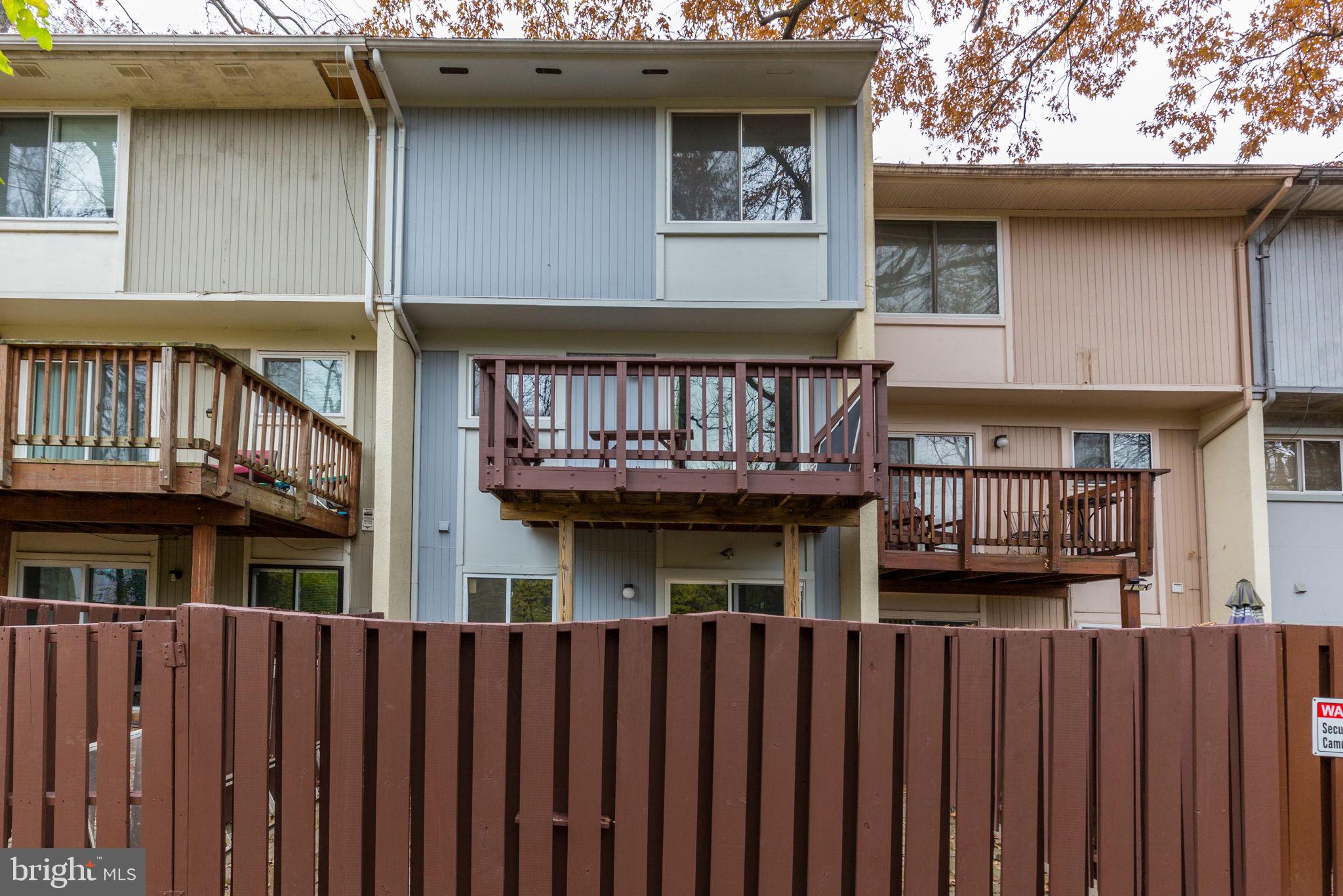 RESTON - Residential